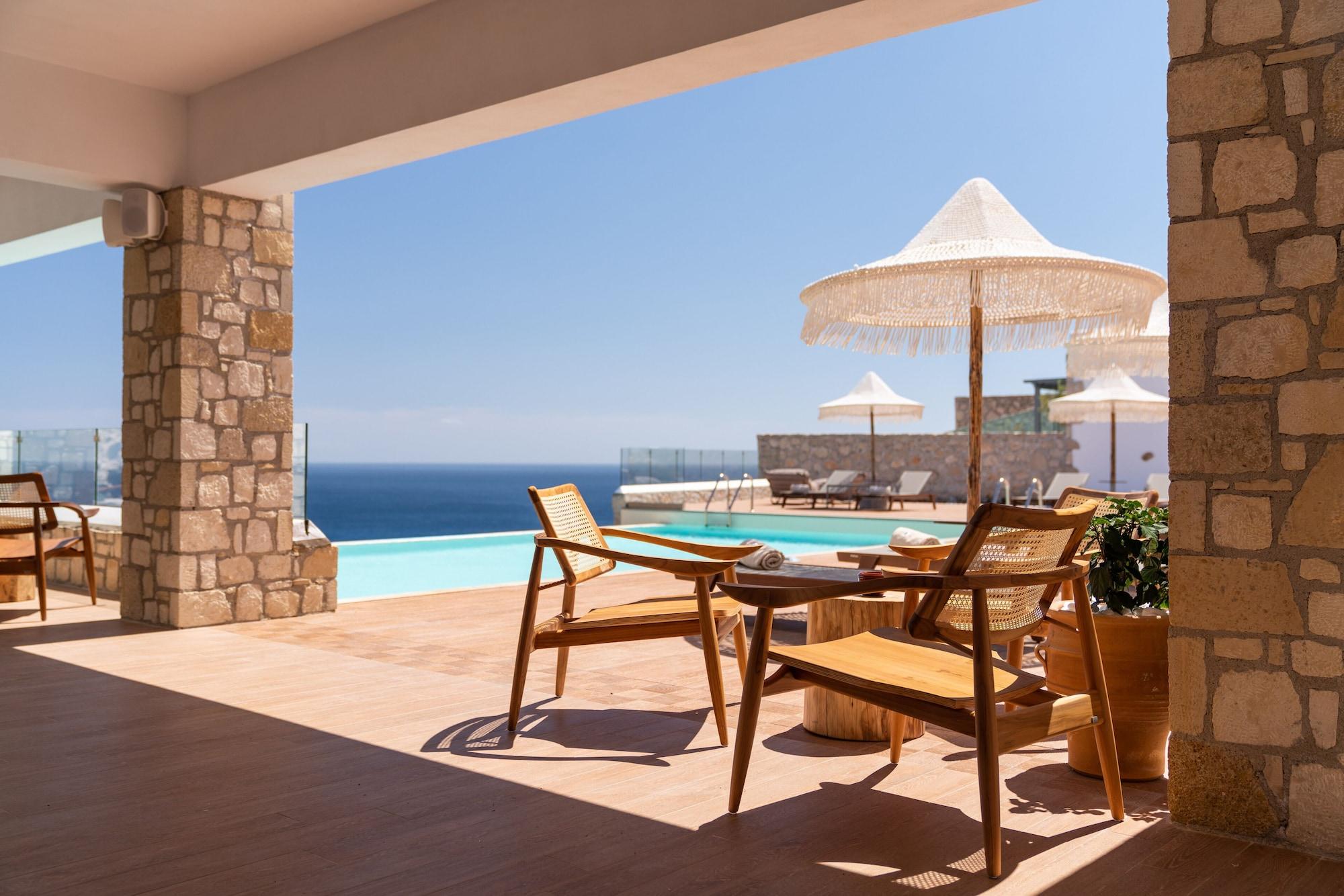 Vista Exterior Sophid Wellness Suites Karpathos