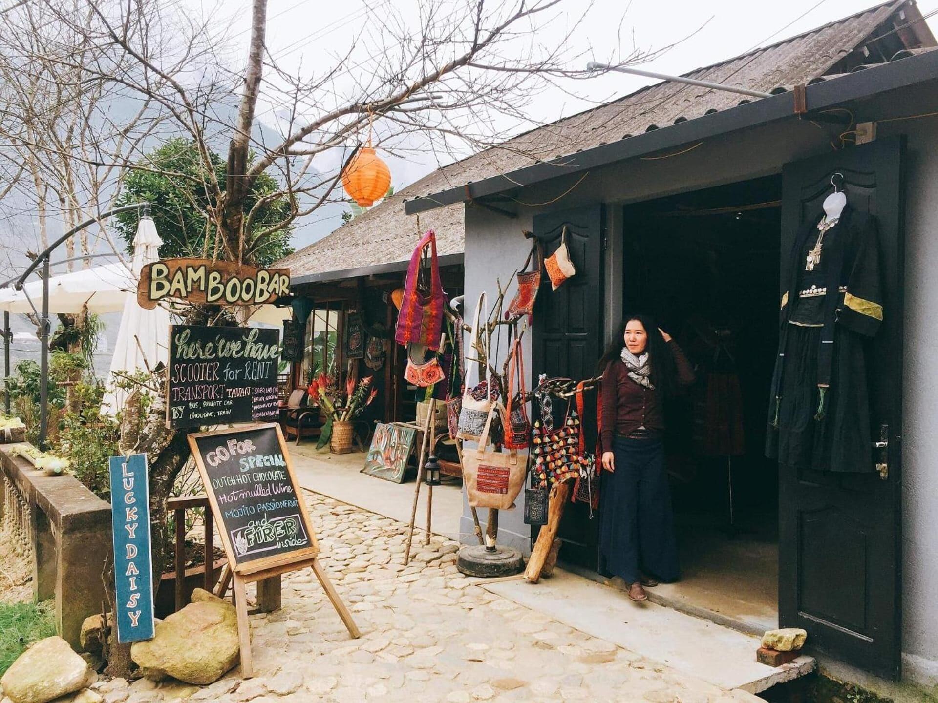 Vista Exterior Lucky Daisy Buffalo House