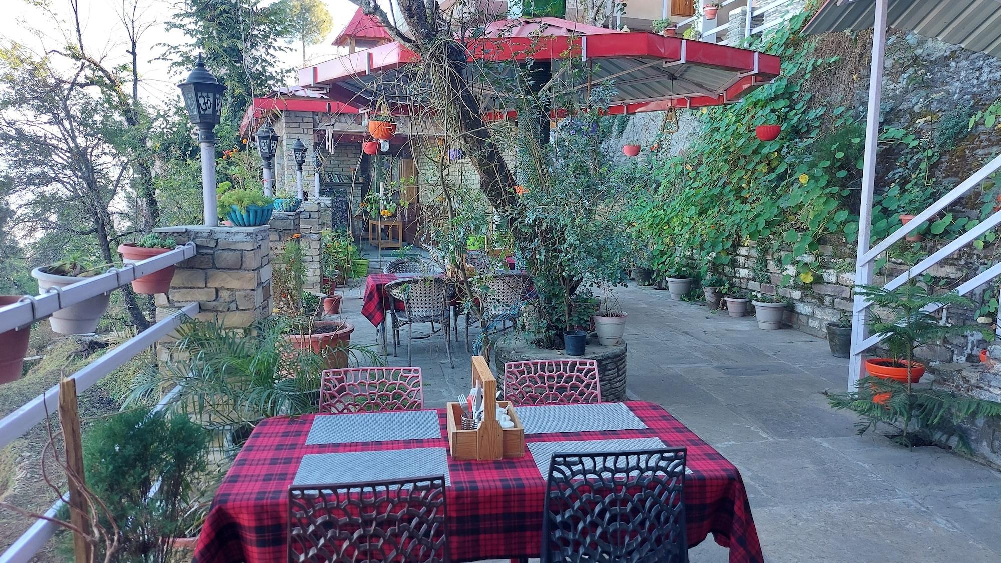 Restaurant Kasar Himalaya Holiday Resorts