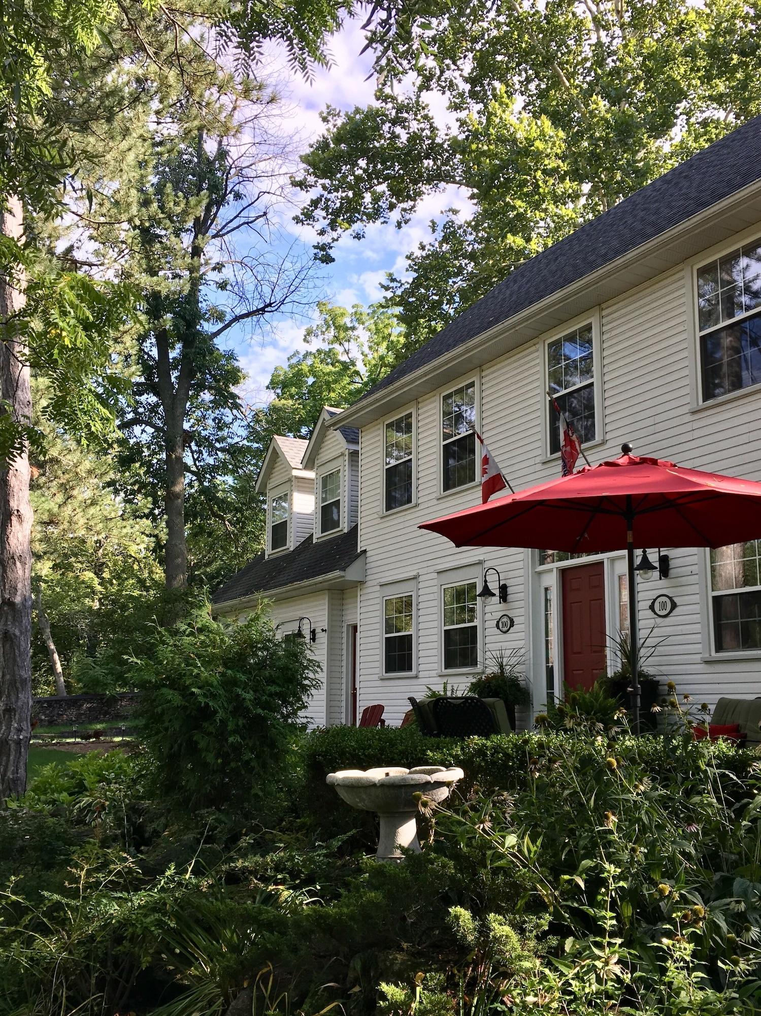 Varios Darlington House B&B