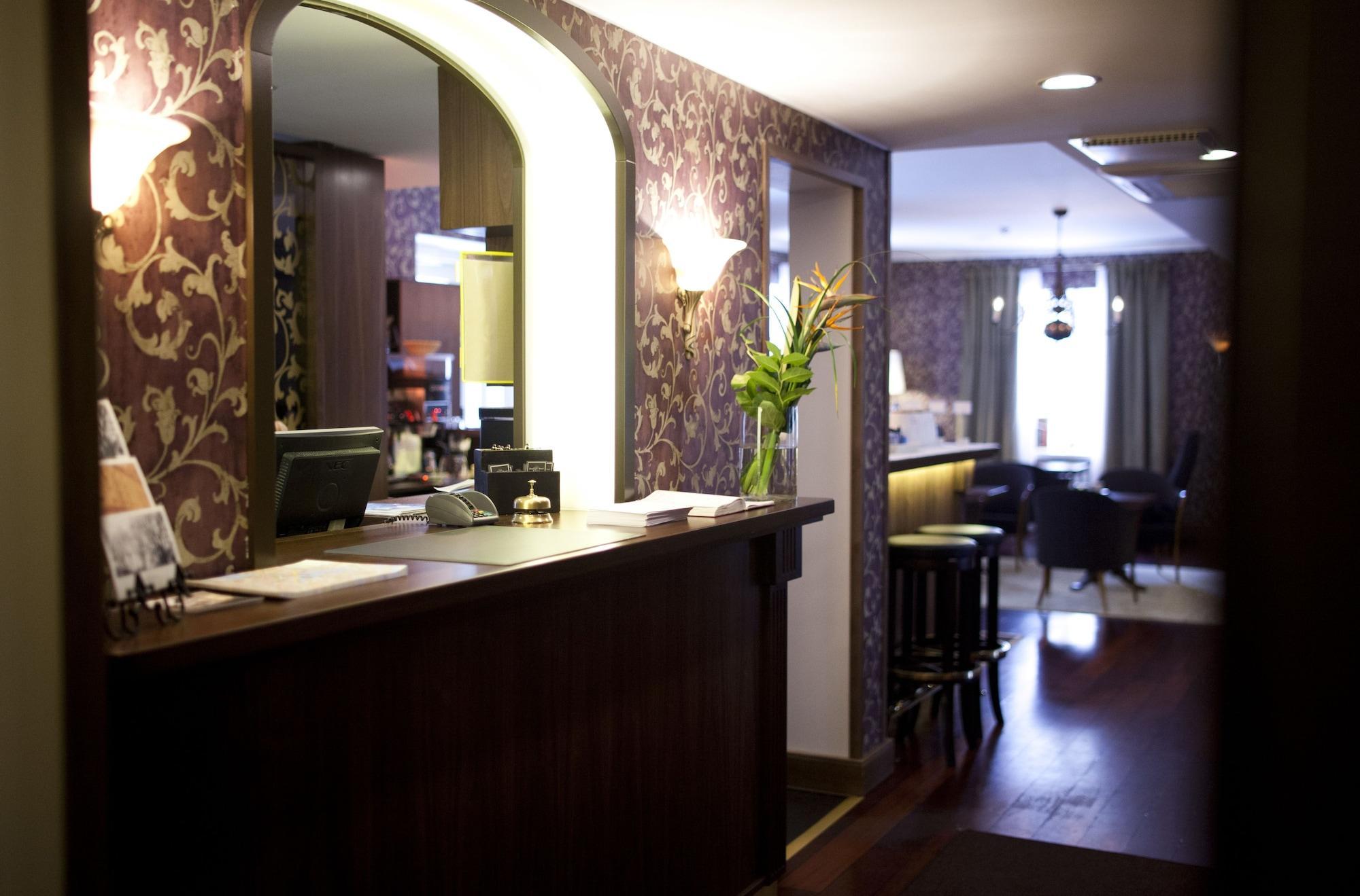 Vista Lobby Boutique Hotel Yöpuu