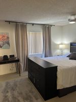 Alquiler Vacacional - Huntington Beach Cozy 1-bedroom condo in lovely  with AC and gym