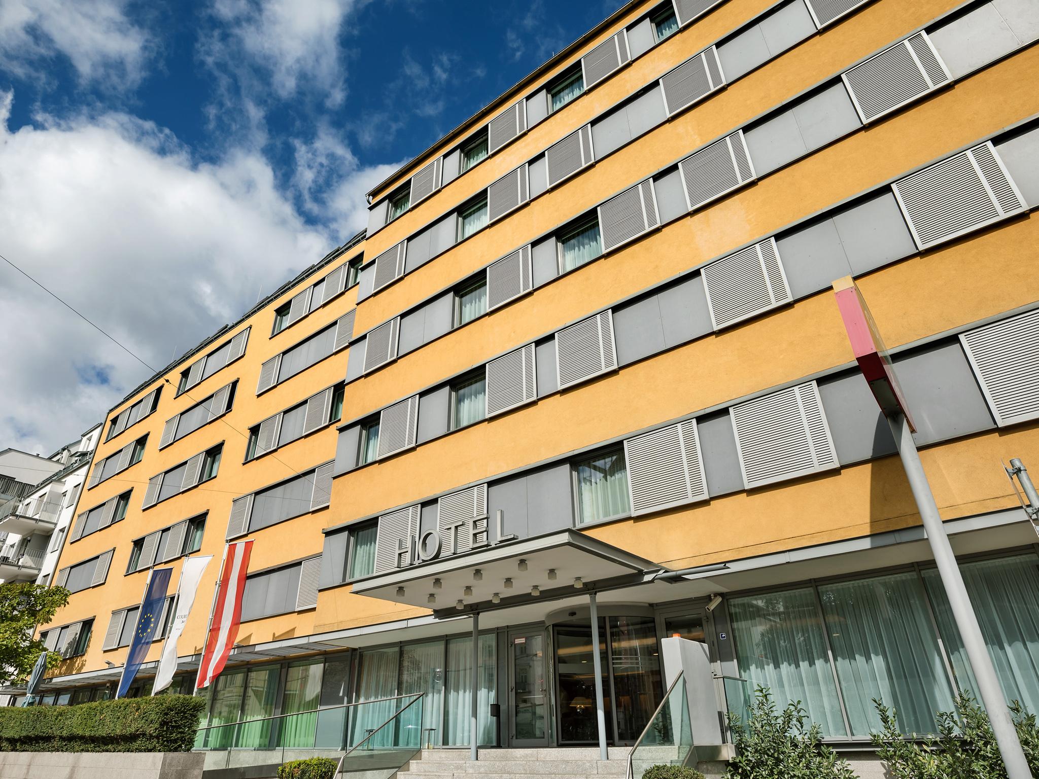 Vista Exterior Quality Hotel Vienna