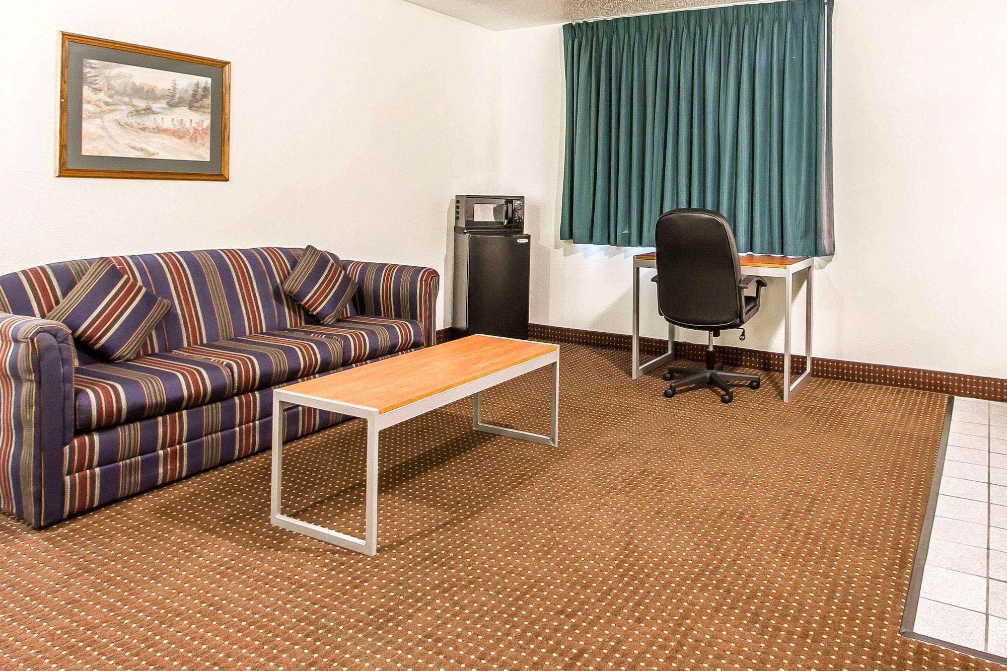 Habitación Econo Lodge Inn & Suites Pekin - Peoria Area