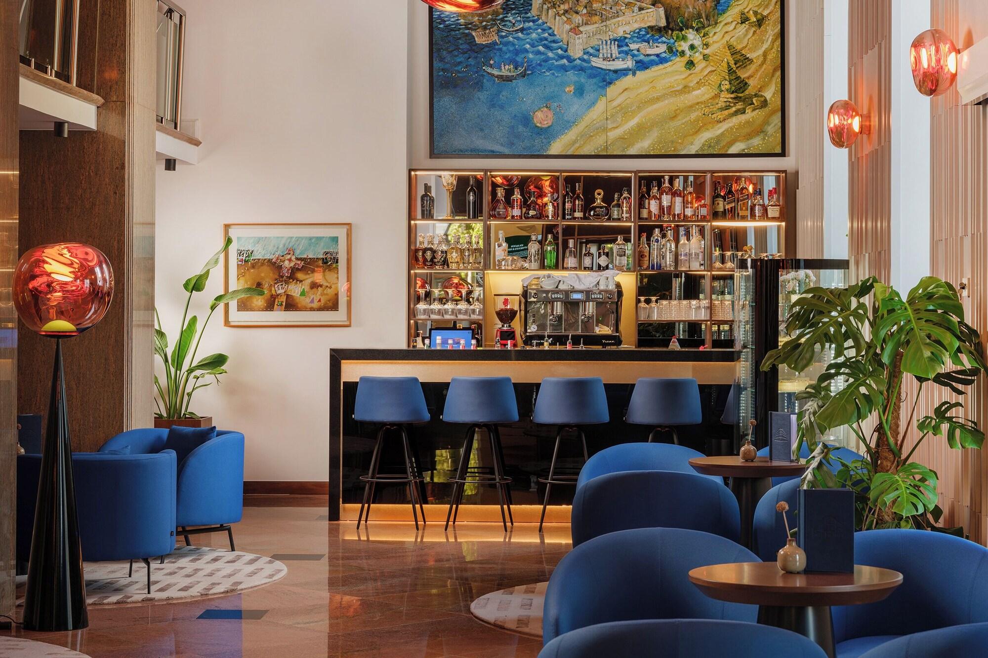 Bar/Salón Palazzo President