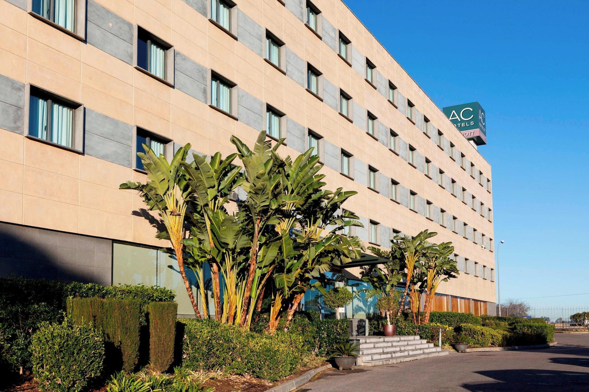 Vista Exterior AC Hotel Sevilla Fórum by Marriott