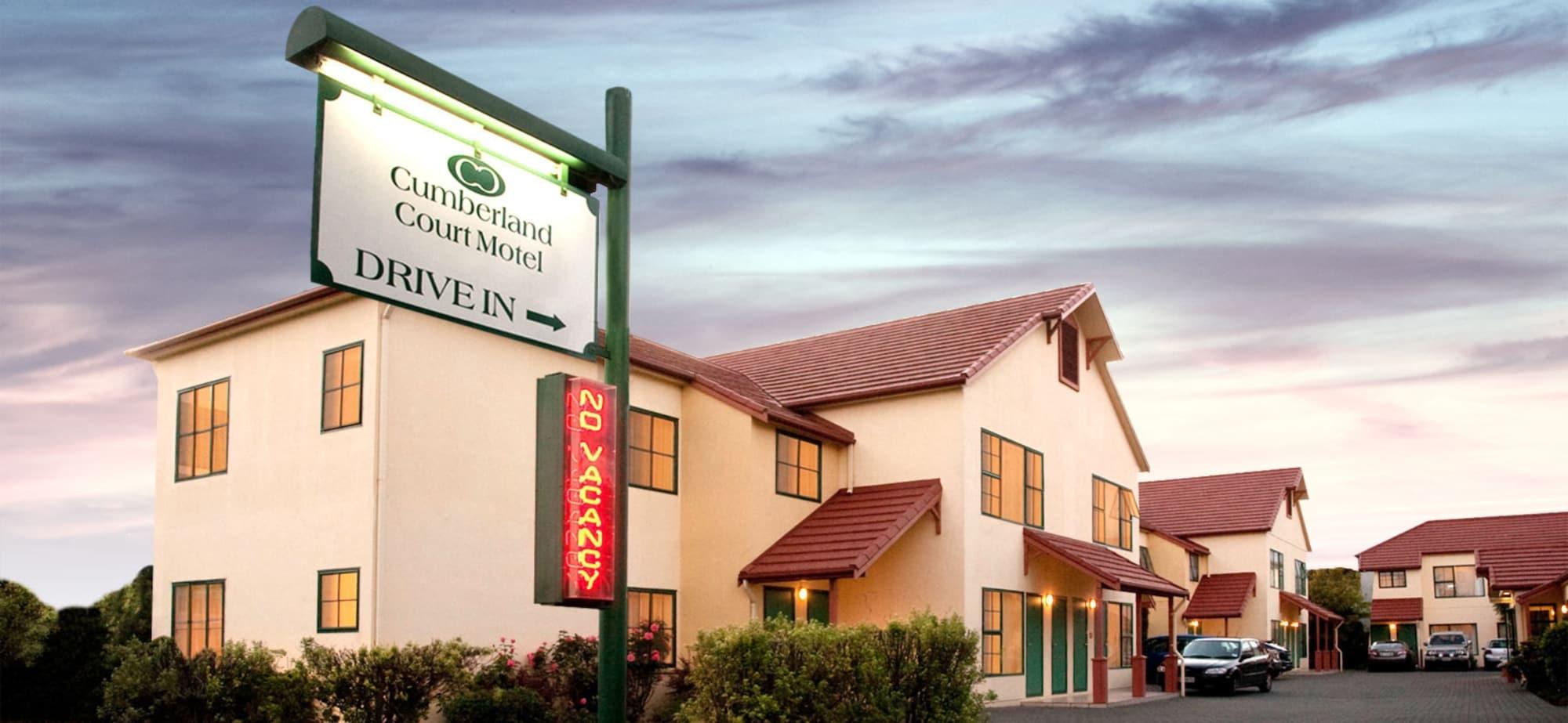 Varios Cumberland Court Motel