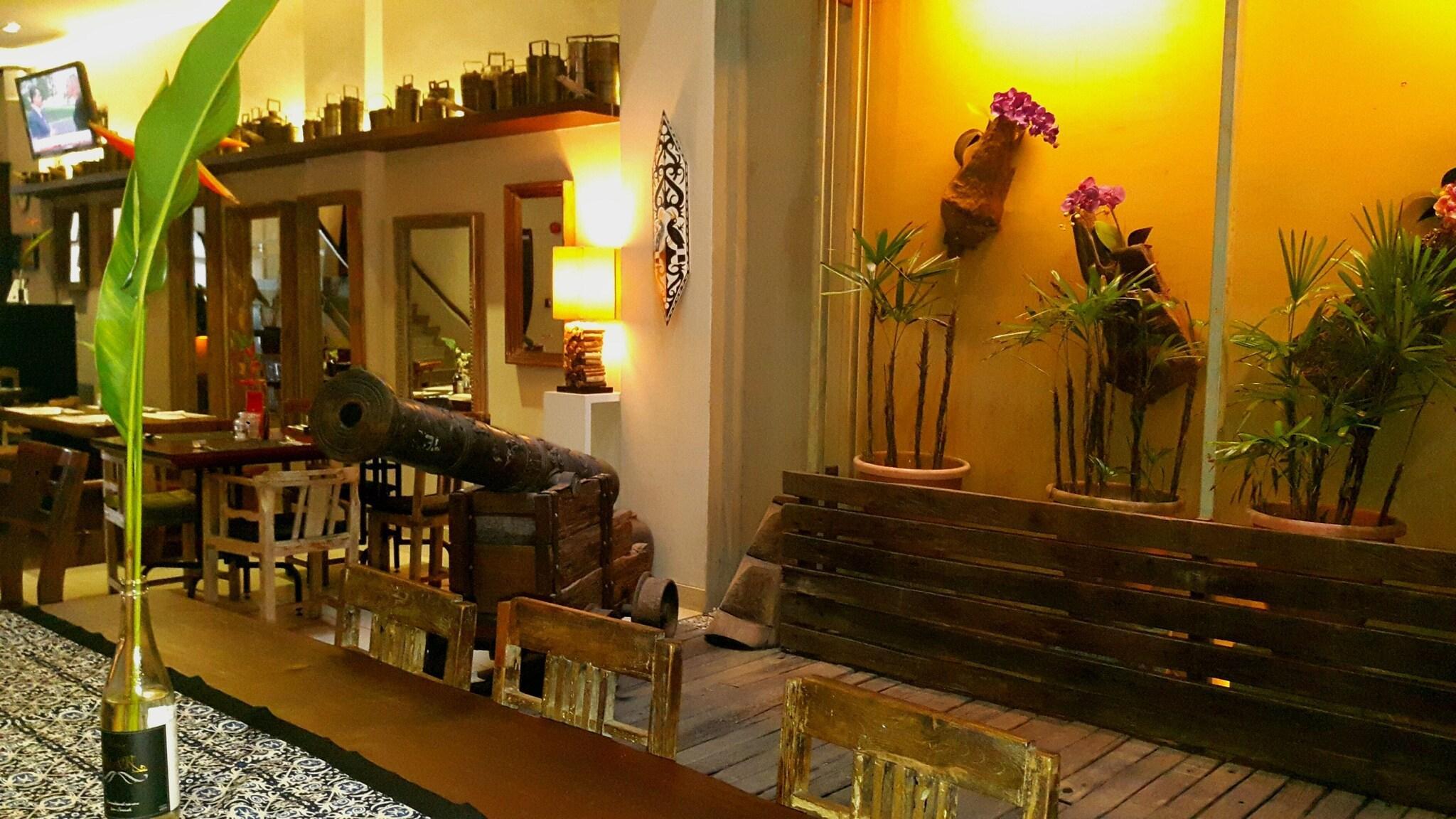 Restaurant The Ranee Boutique Suites