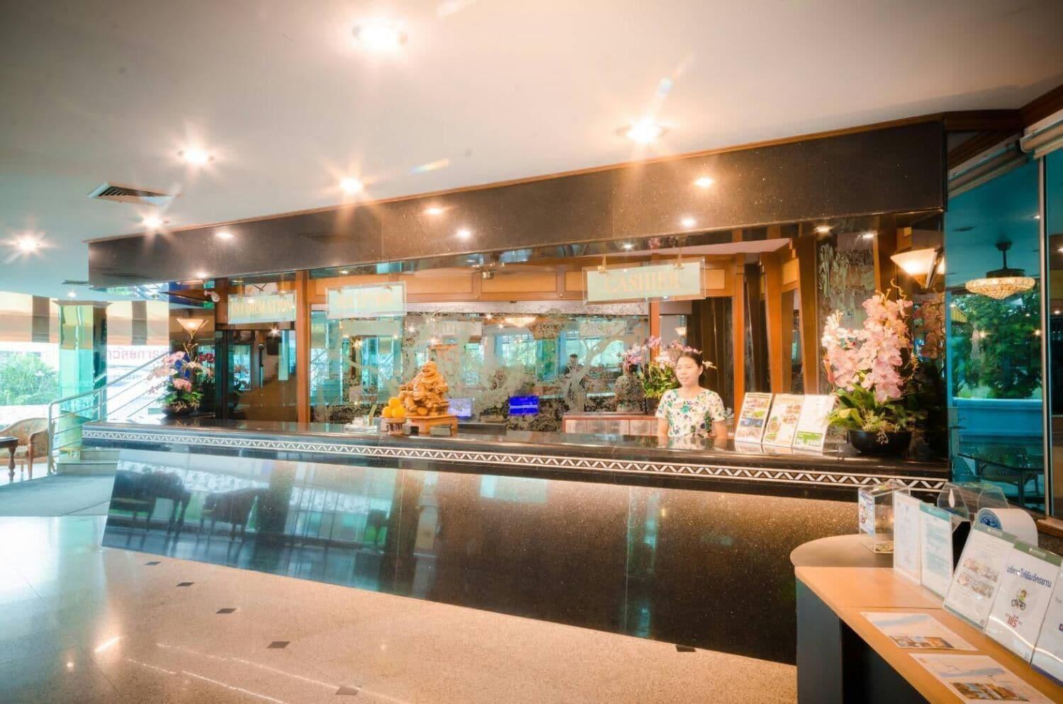 Vista Lobby The Viangtak Riverside Hotel
