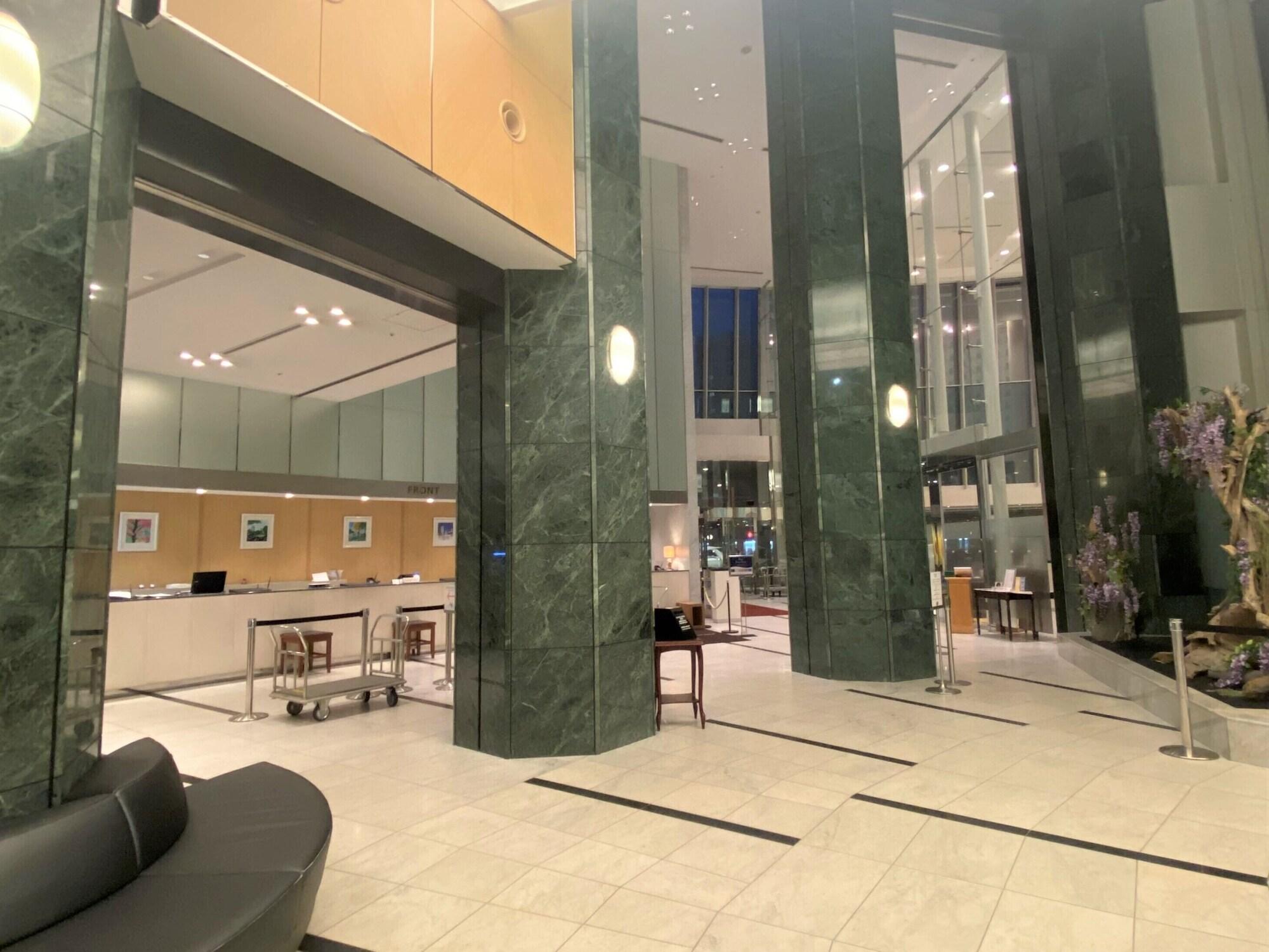 Vista Lobby Sapporo Prince Hotel