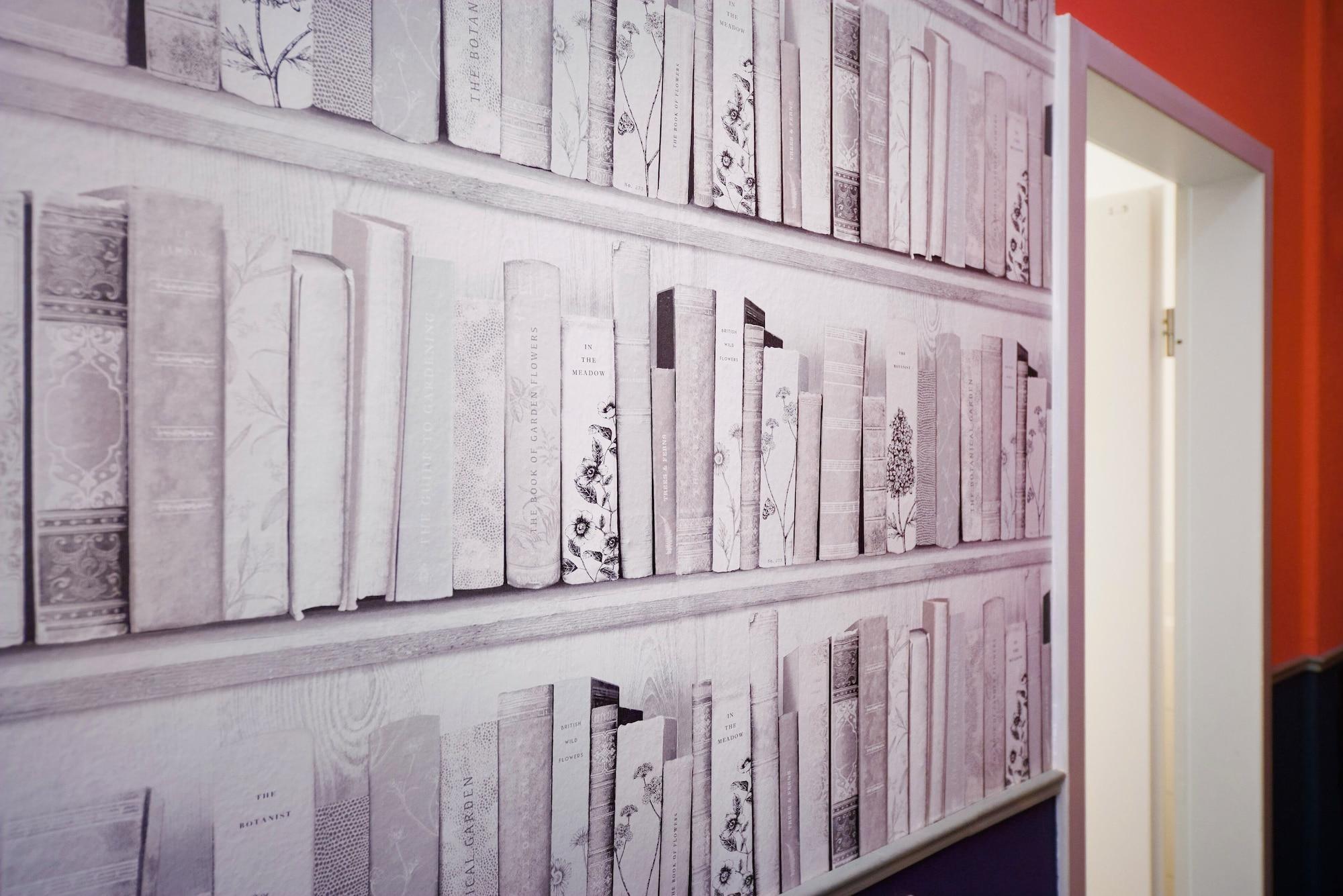 Varios Old Town Hostel Berlin