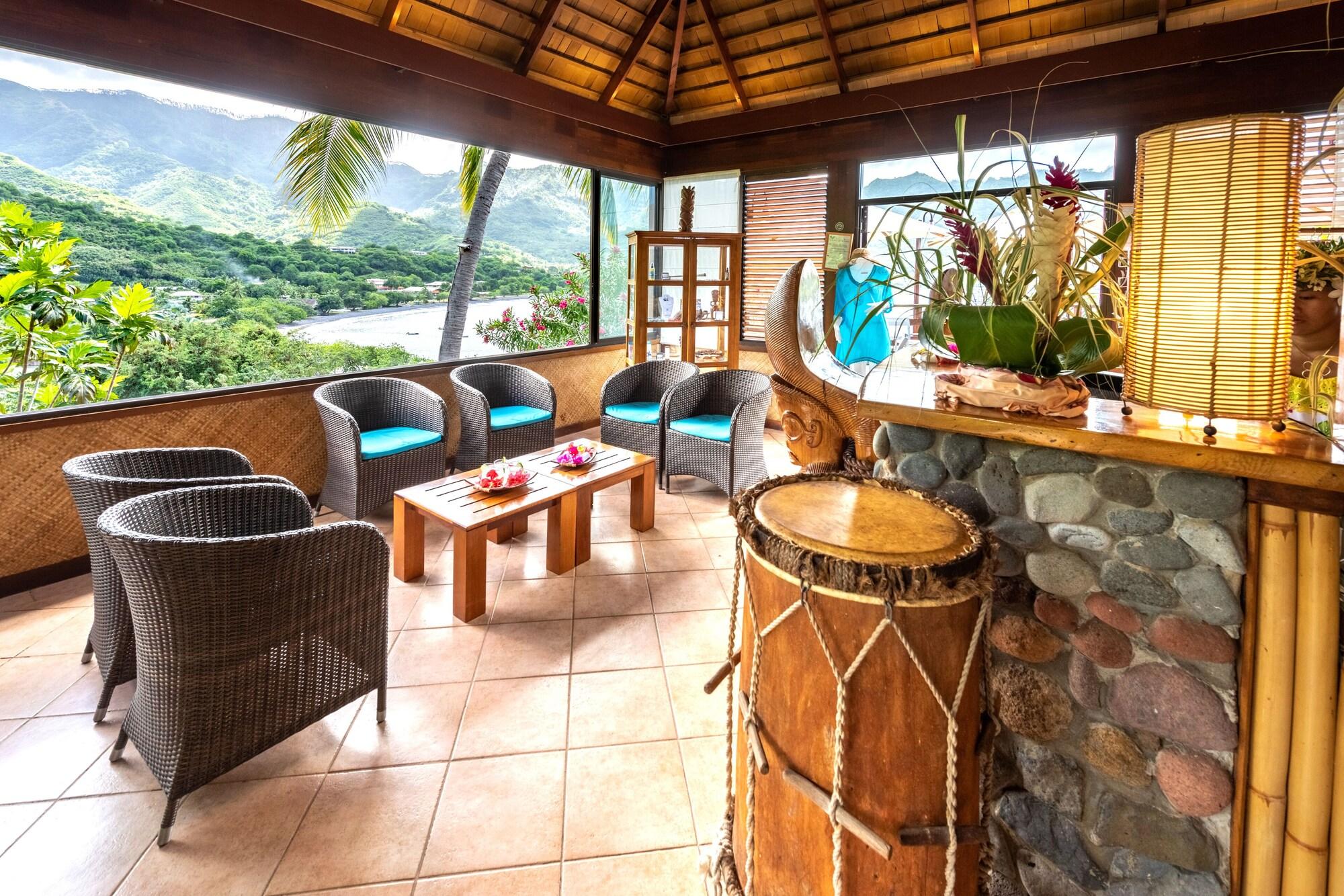 Vista Lobby Le Nuku Hiva by Pearl Resorts