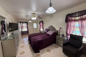 Alquiler Vacacional - Casa Colibrí HOLIDAY DECOR, ULTRAWIFI 1 GIG, POOL, JACUZZI, TROPICAL LANDSCAPE