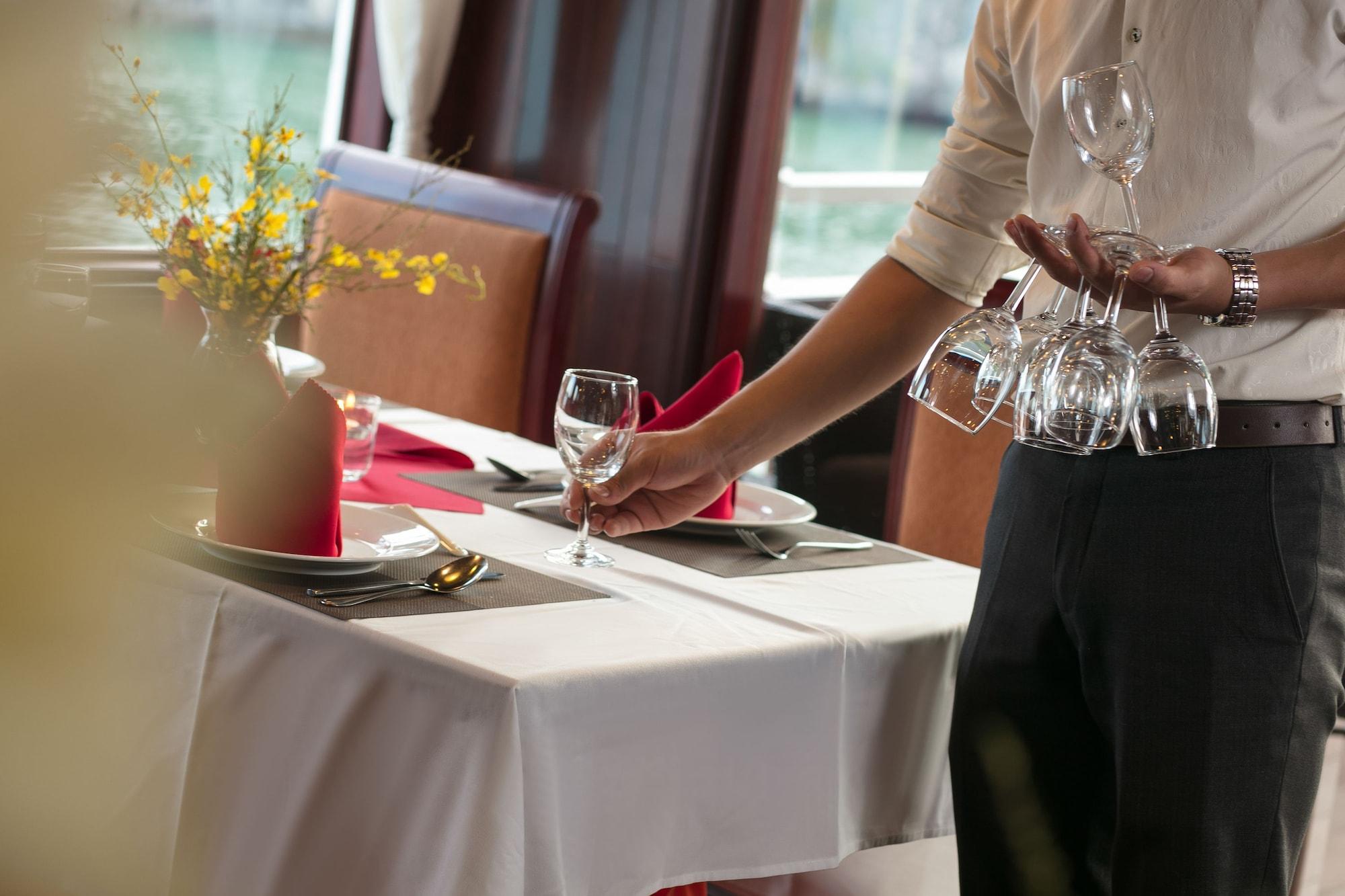 Restaurant Majestic Cruise