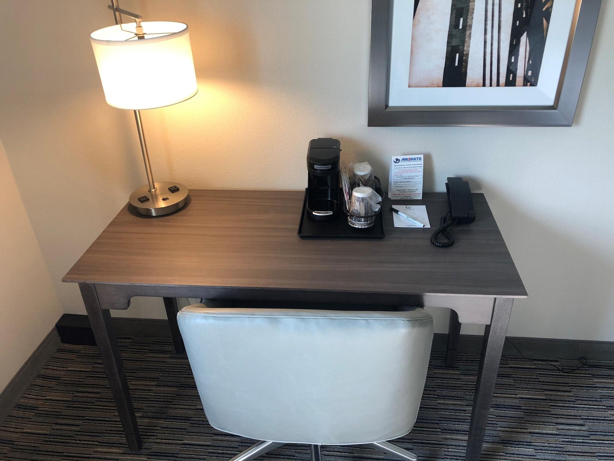 Set de Habitación GrandStay Hotel & Suites Rock Valley