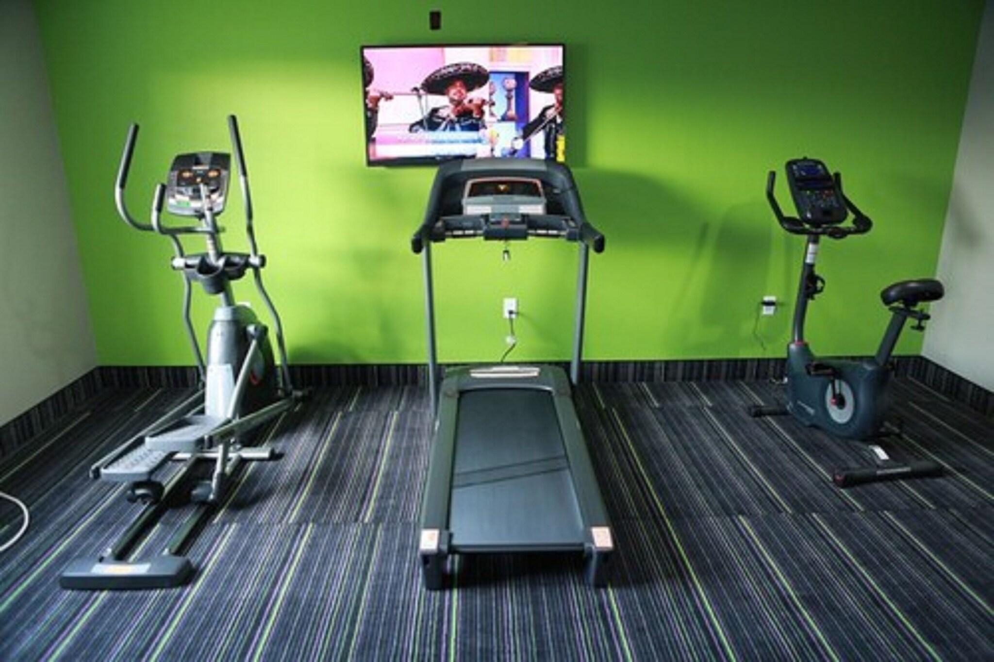 Instalaciones Recreativas Home Inn and Suites