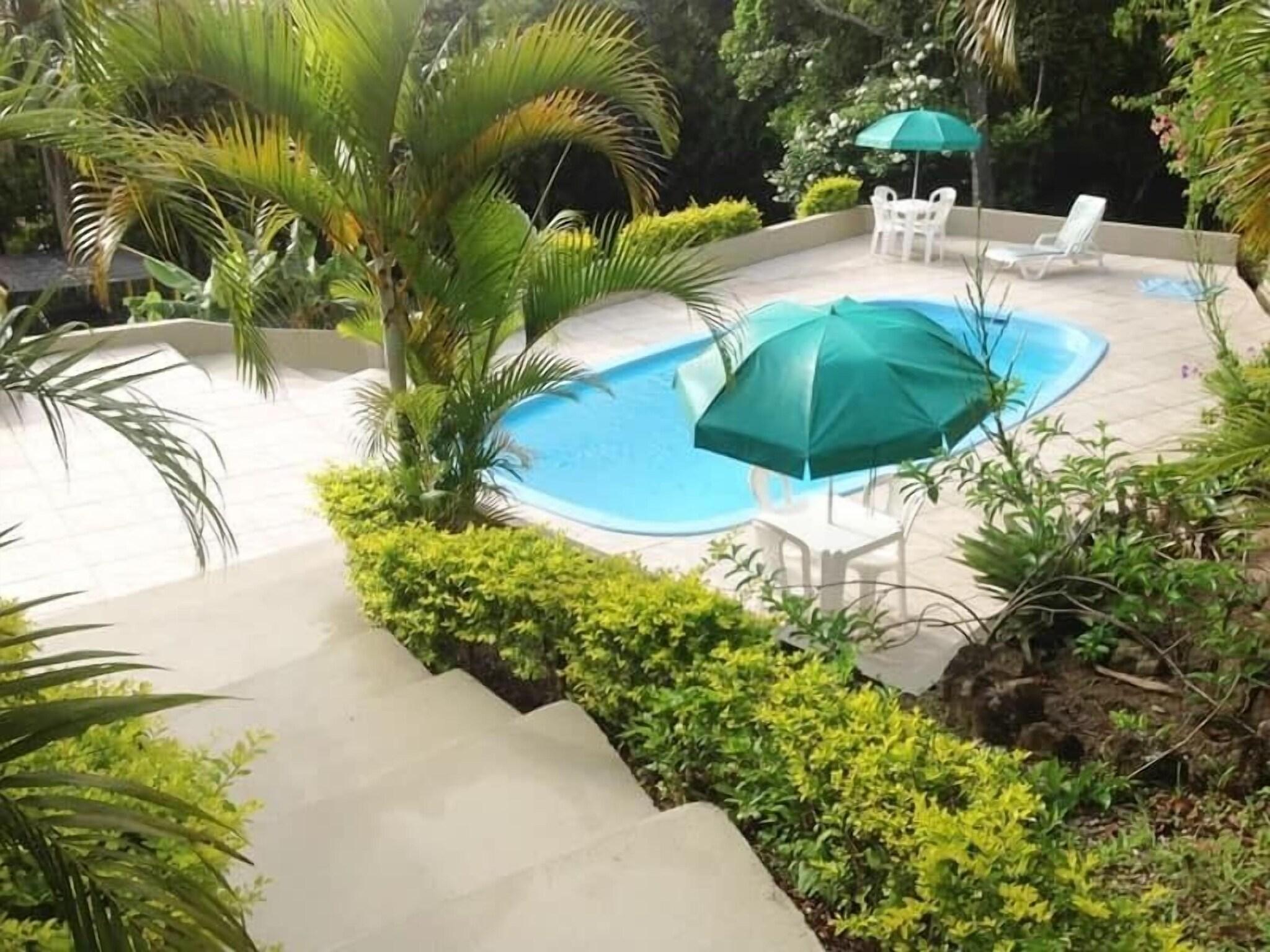 Vista Piscina Pousada Elfos