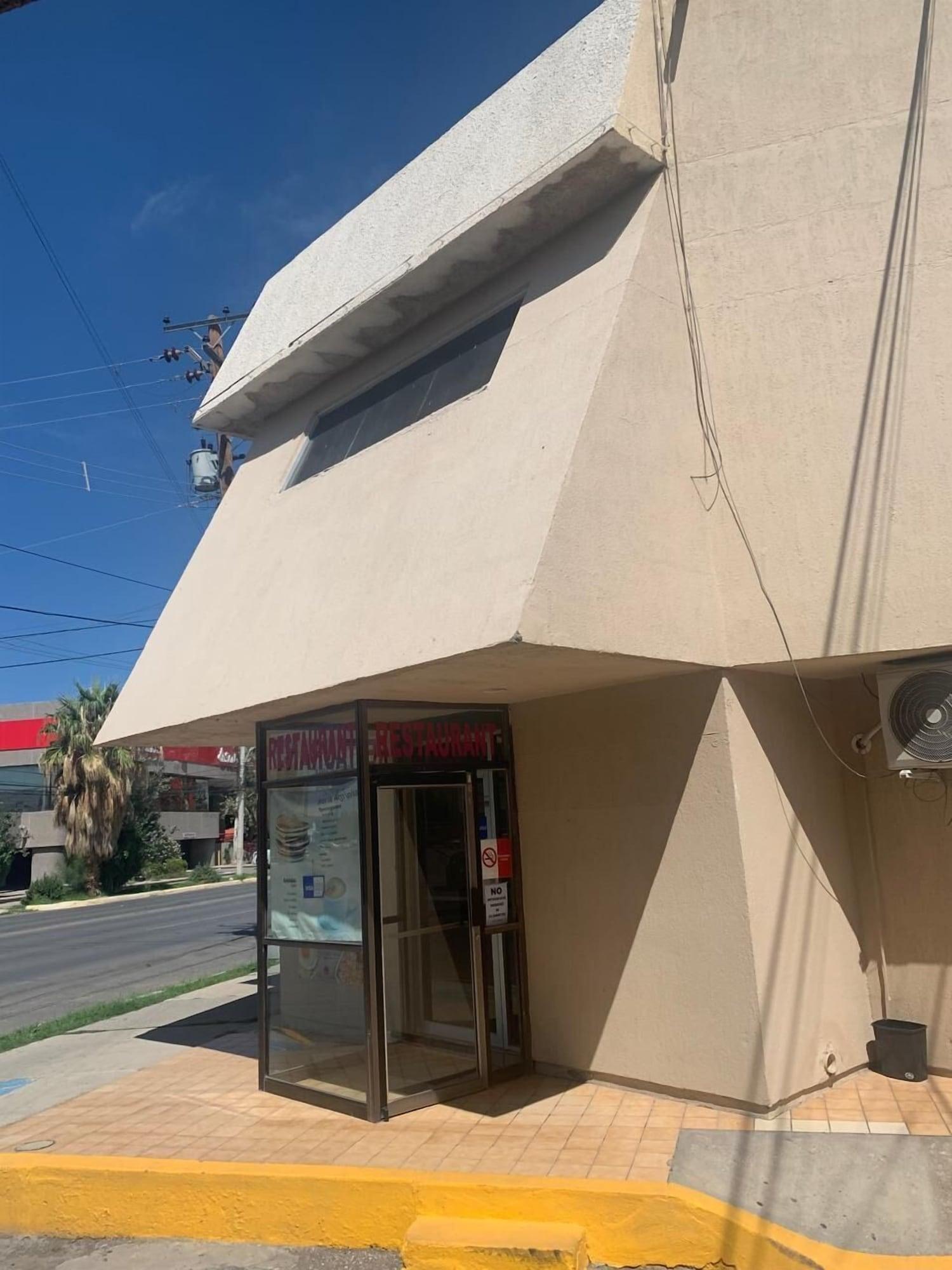 Vista Exterior Hotel Maripina