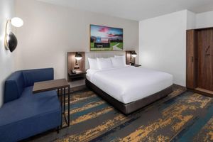 Hotel - La Quinta Inn & Suites By Wyndham San Antonio At The Rim
