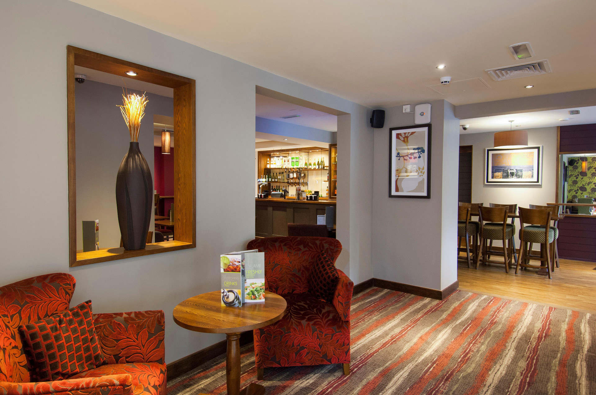 Vista Lobby Premier Inn London Richmond