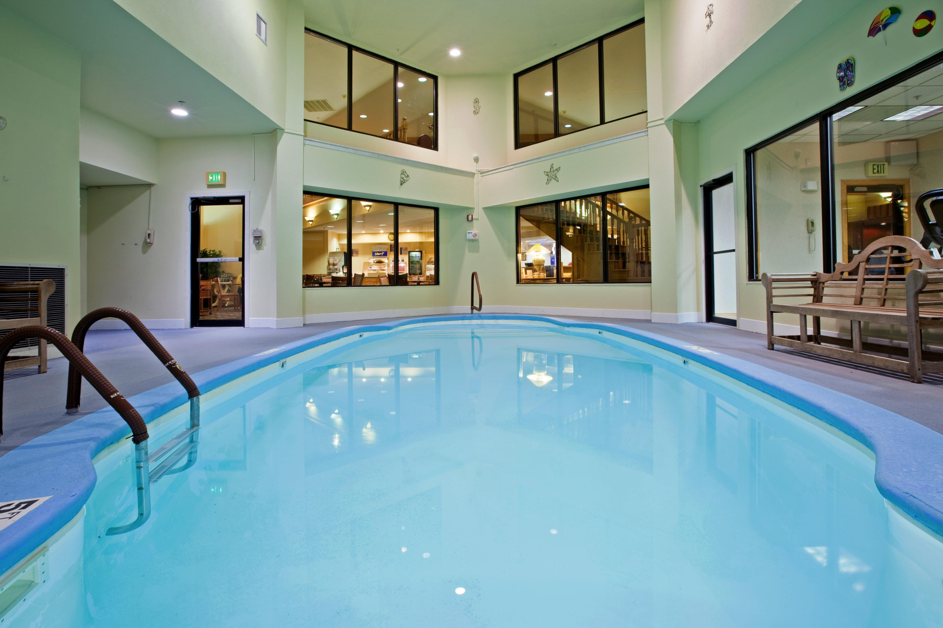 Vista Piscina Holiday Inn Express Washington