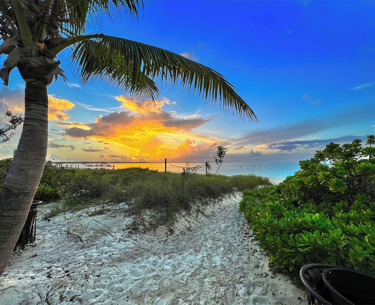 Vista Exterior The Tides Grace Bay