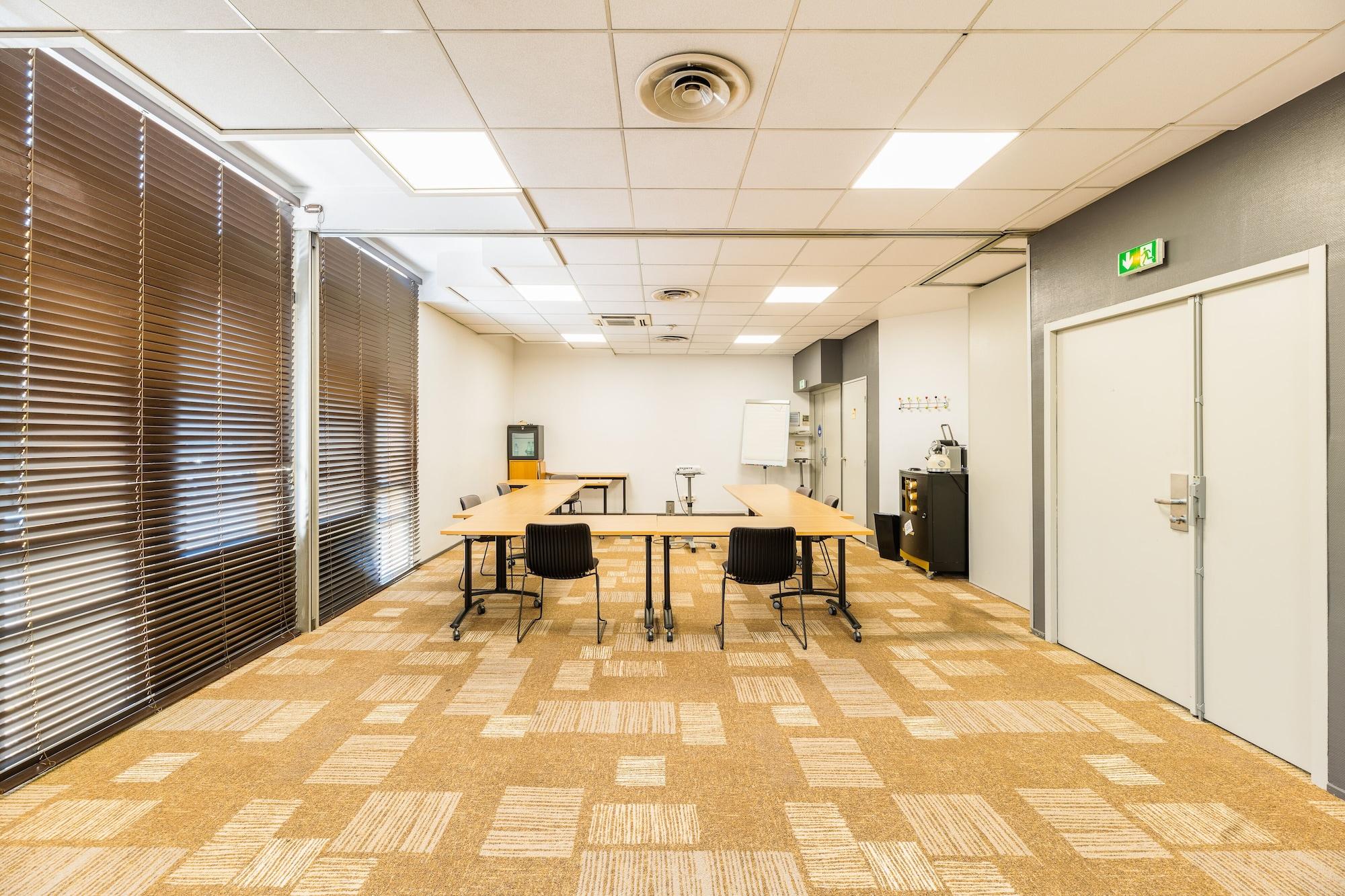 Sala de Reuniones B&B HOTEL Lyon Eurexpo Bron