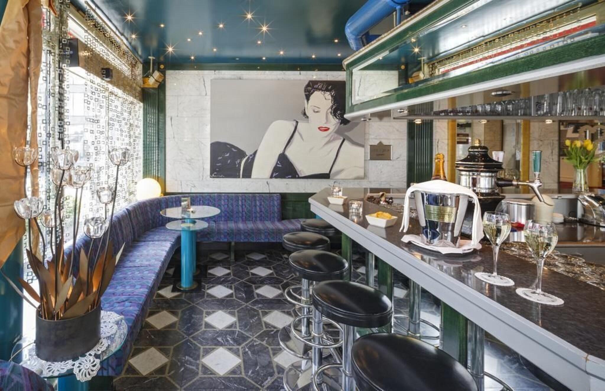 Bar/Salón Hotel Luzernerhof