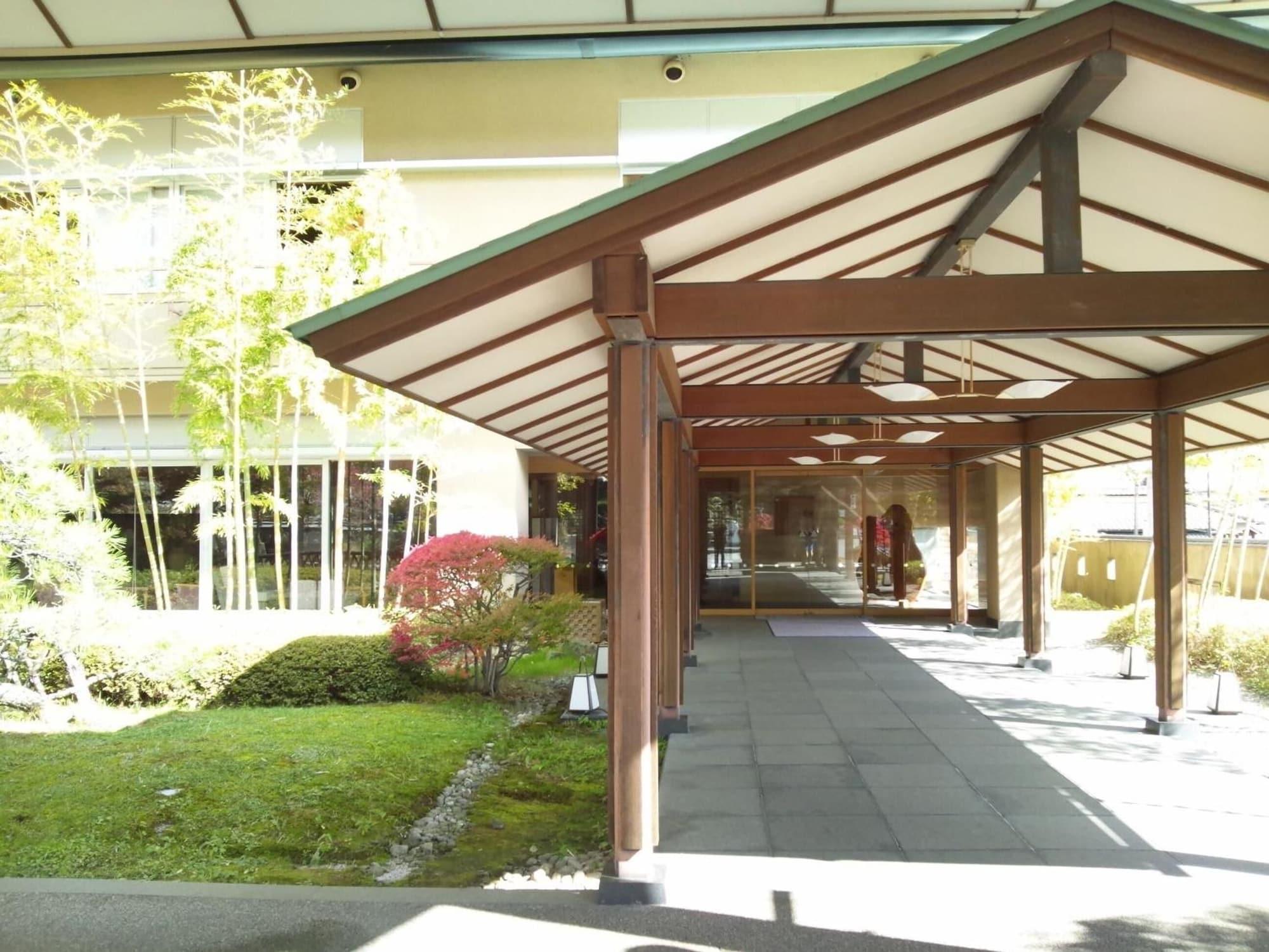 Vista Exterior Hirugami Grand Hotel Tenshin