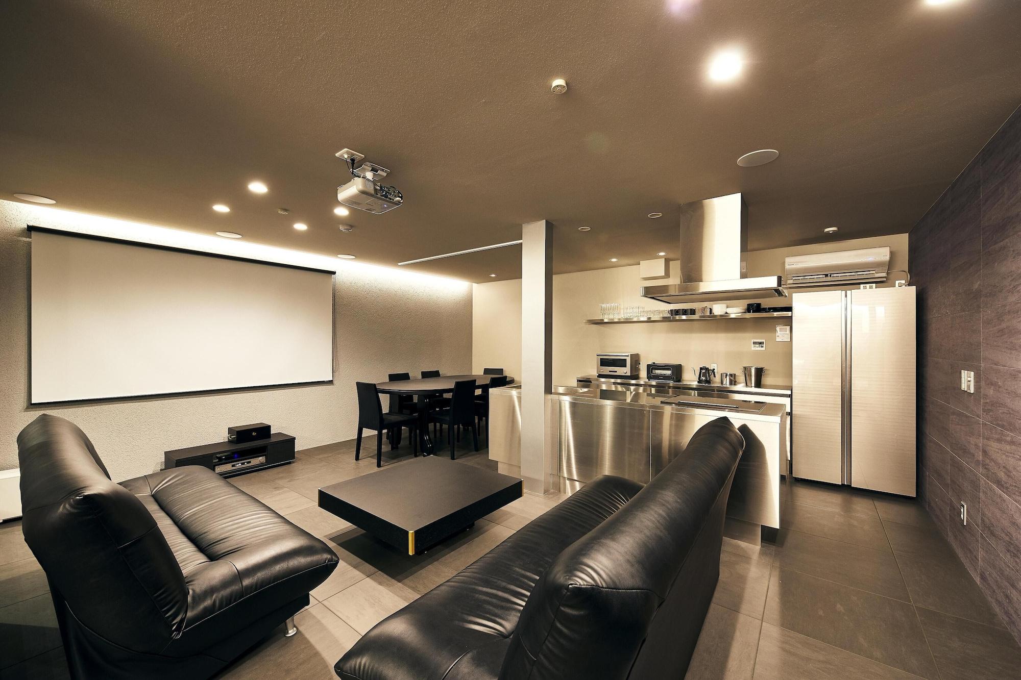 Varios MUSASHI Condo Shinjuku