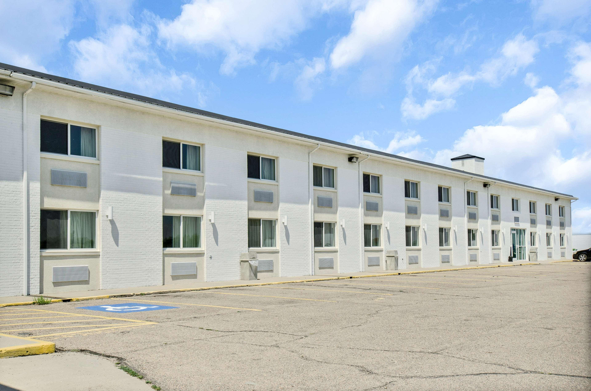 Vista Exterior Motel 6 Big Springs, NE