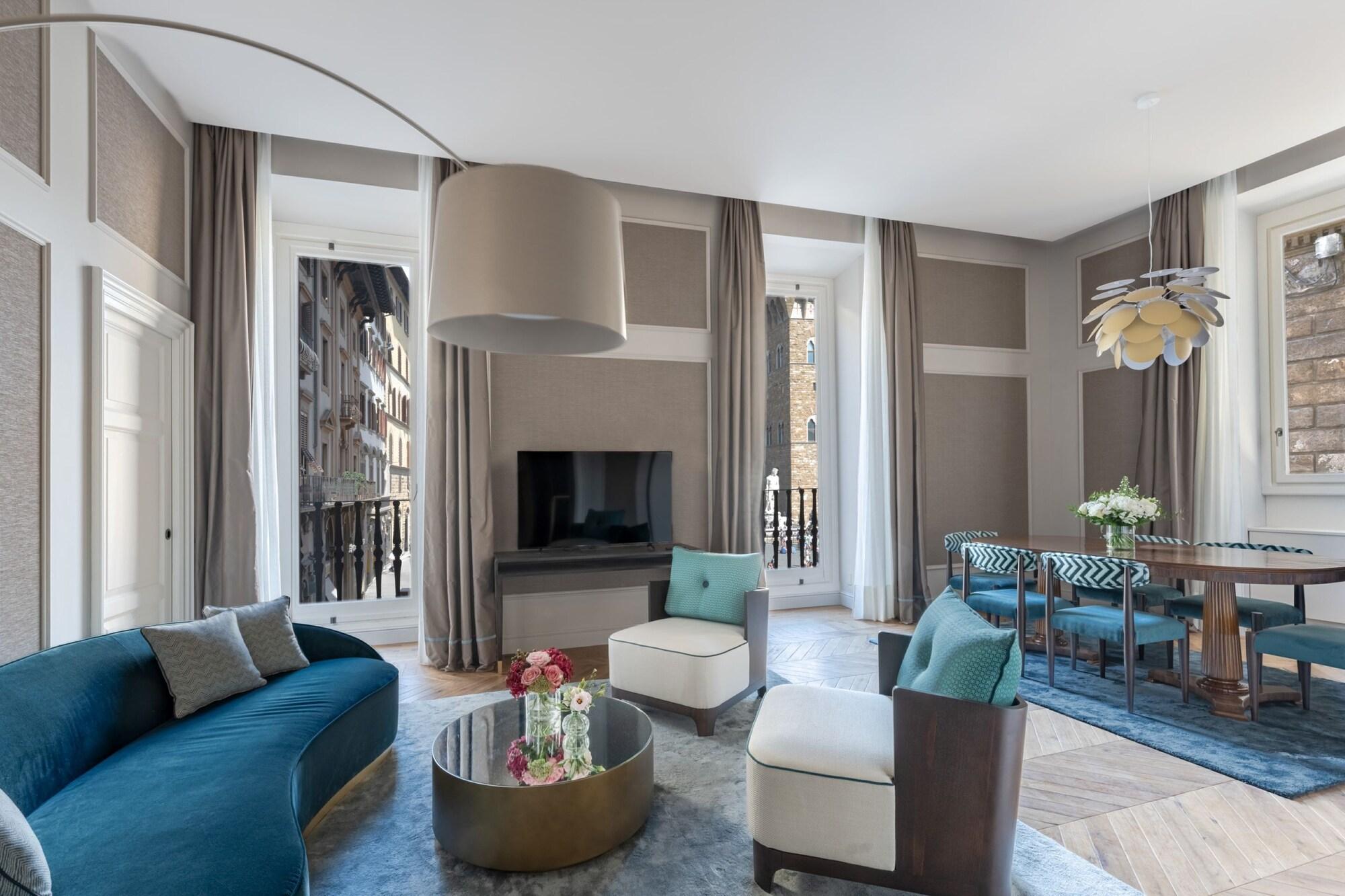 Varios Palazzo Signoria Luxury Apartments