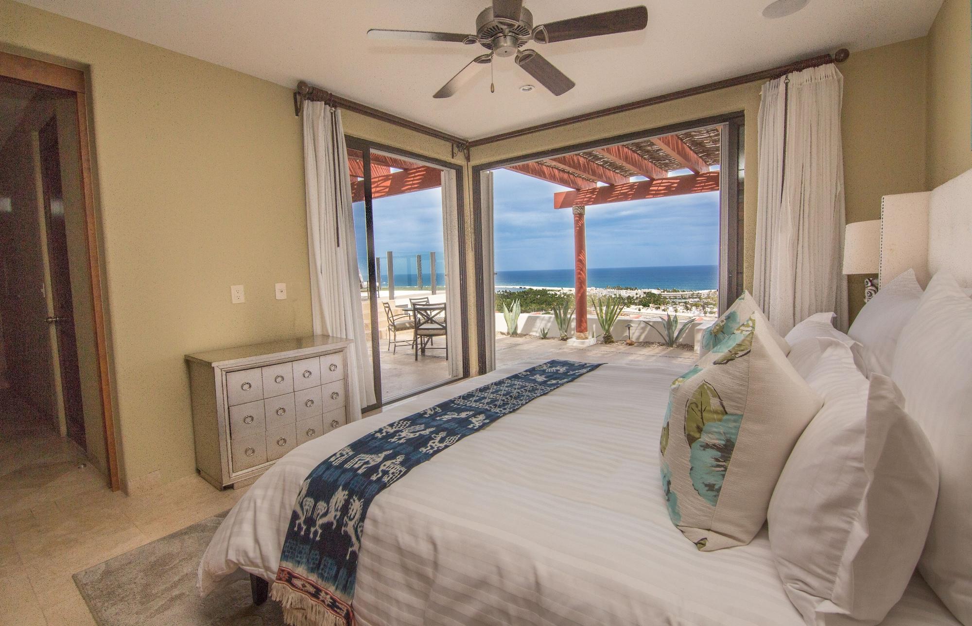 Playa Alegranza Luxury Resort