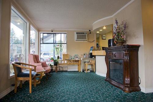 Vista Lobby Villa Motel