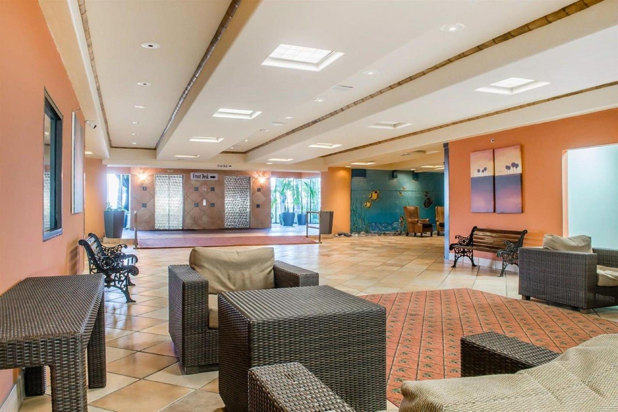 Vista Lobby Sunchase Inn & Suites
