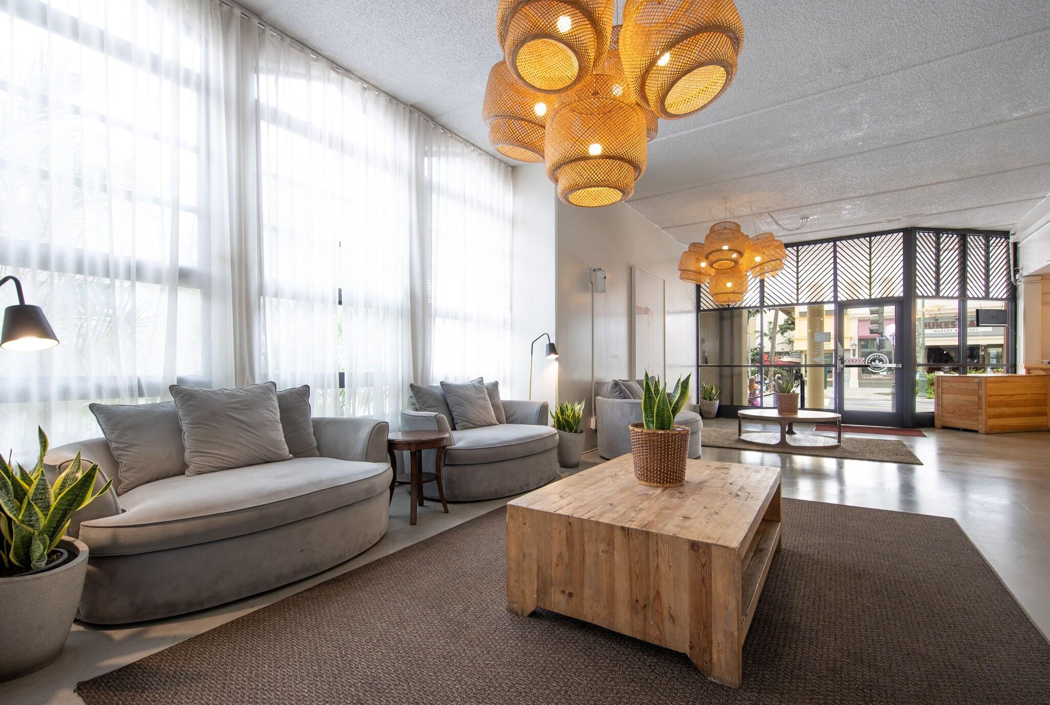 Vista Lobby Ohia Waikiki Studio Suites
