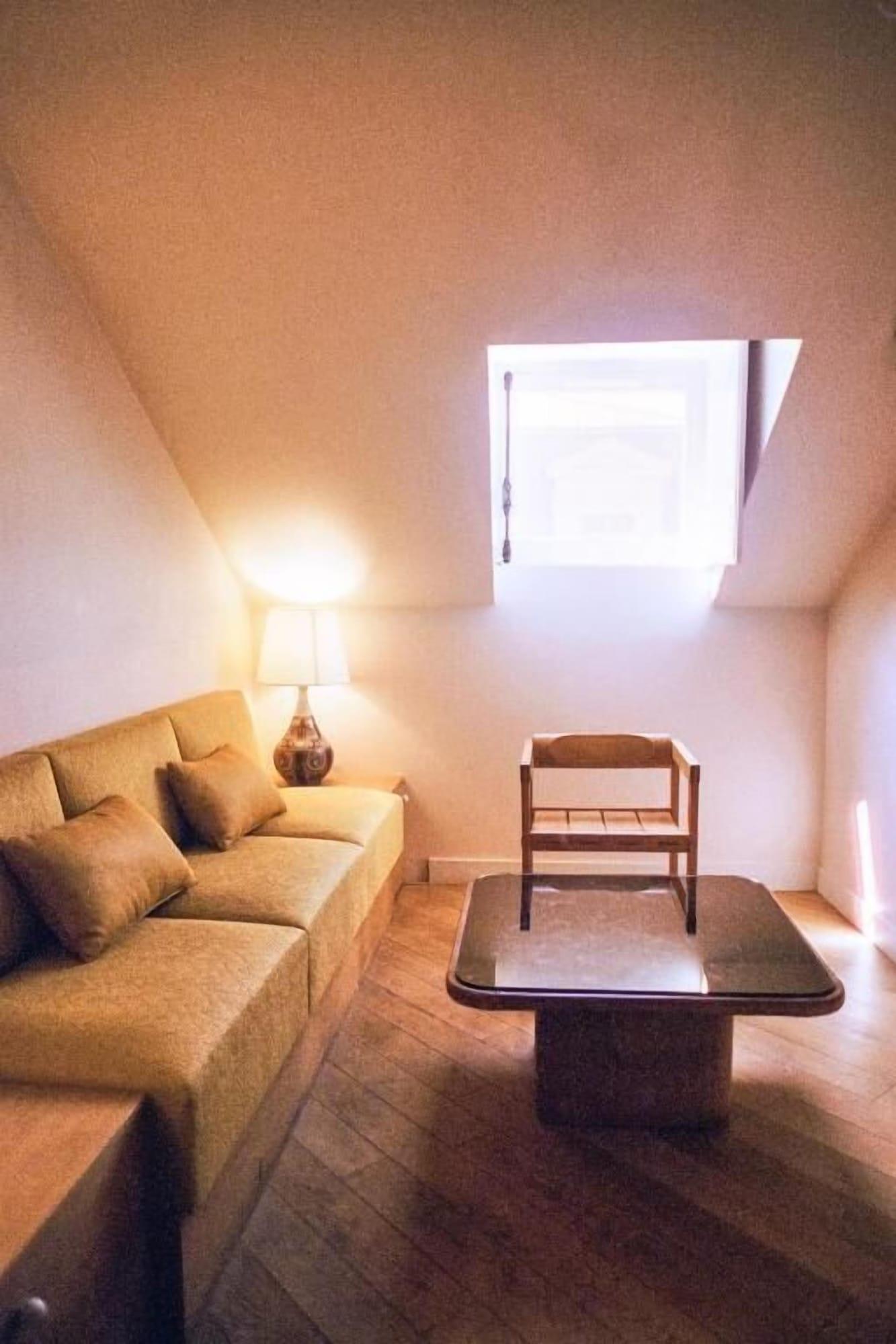 Habitación Hôtel Habituel