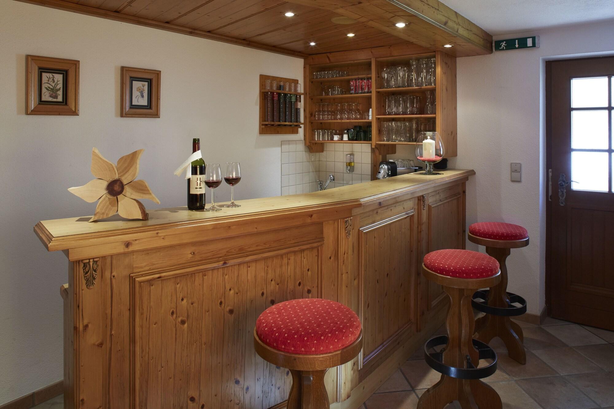 Bar/Salón Gästehaus am Graben