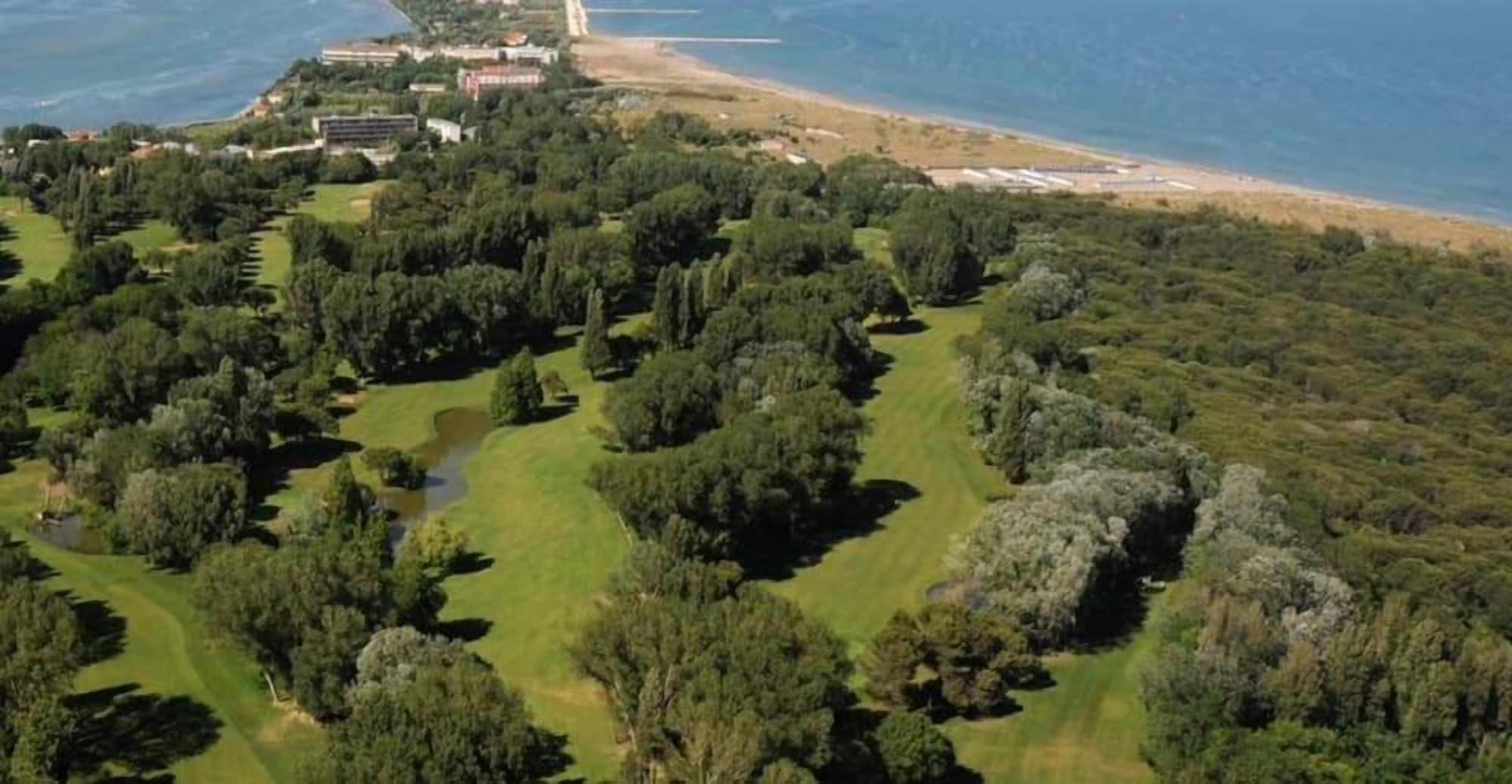 Campo de Golf Hotel Villa Stella