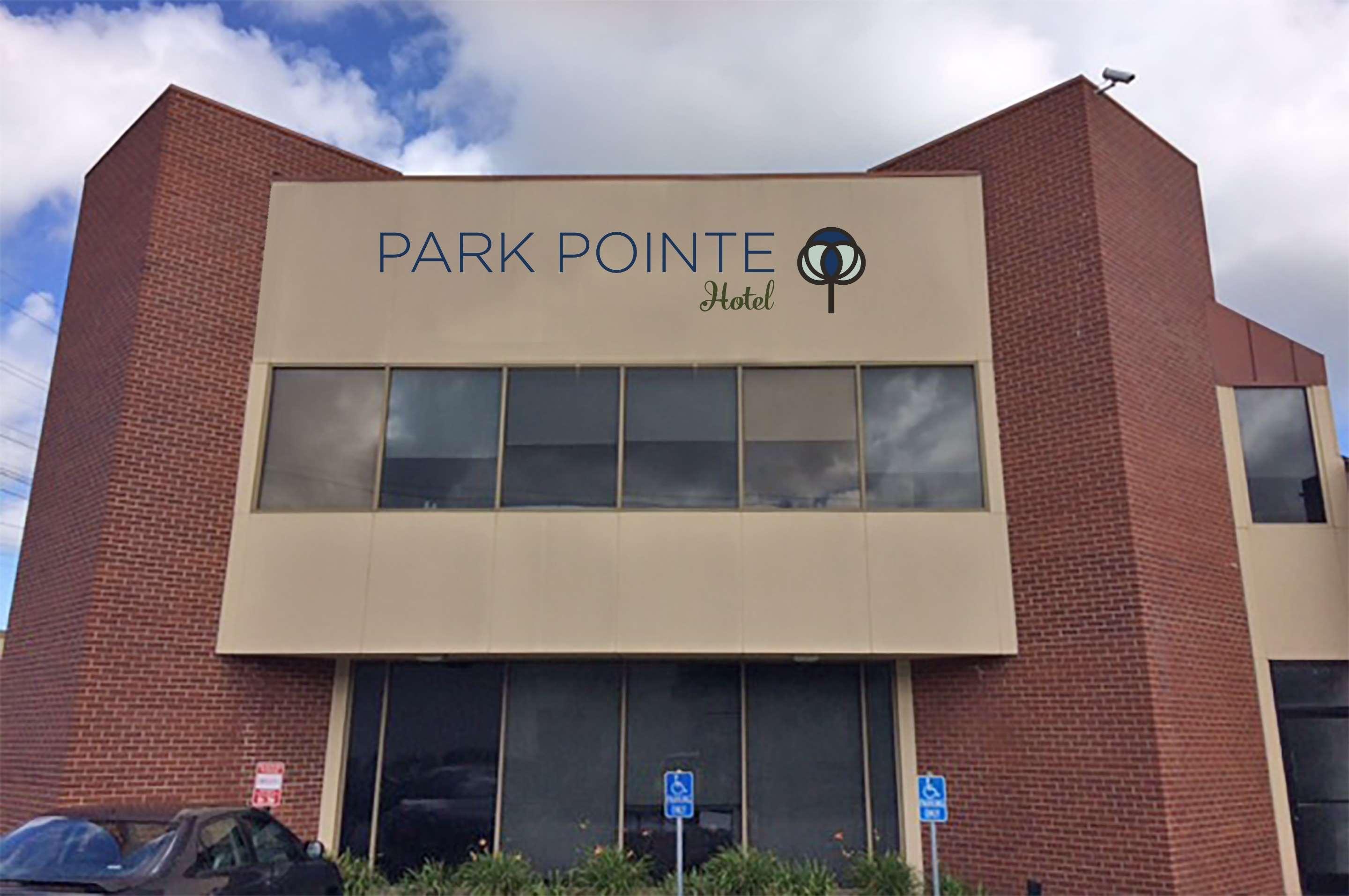 Vista Exterior Park Pointe Hotel