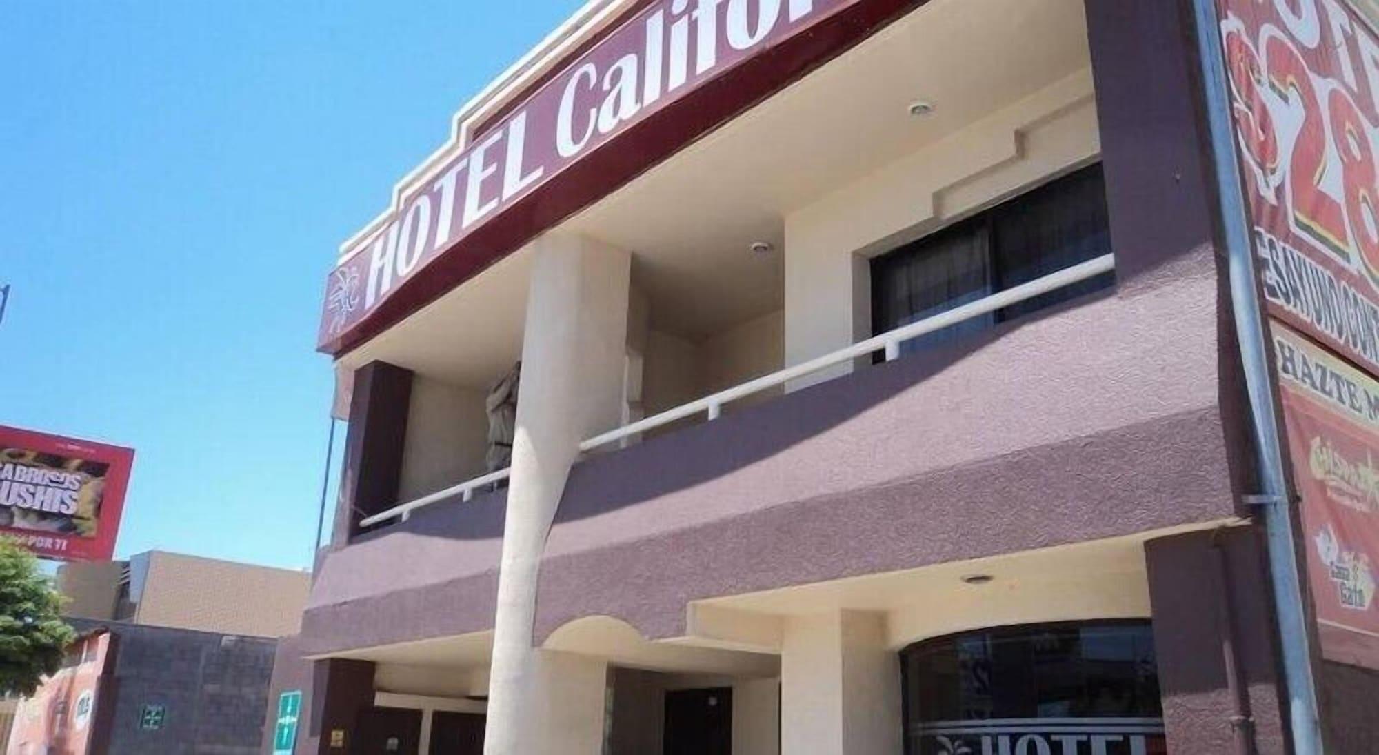 Vista Exterior Hotel California