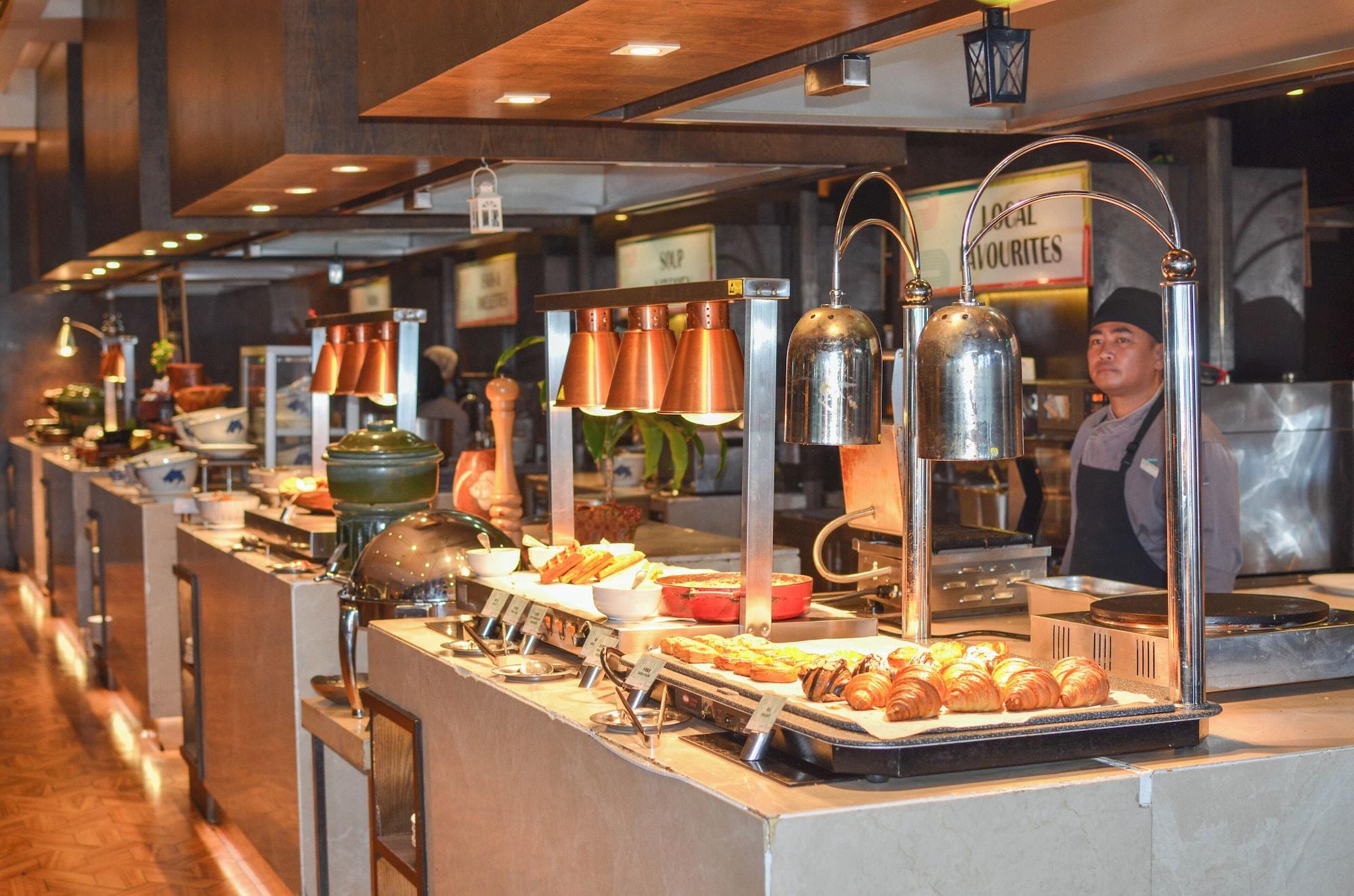 Restaurant Le Meridien Kota Kinabalu