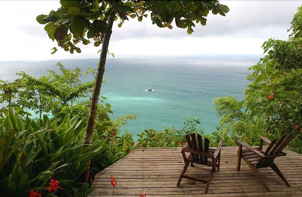 Playa Bosque del Cabo Rain Forest Lodge
