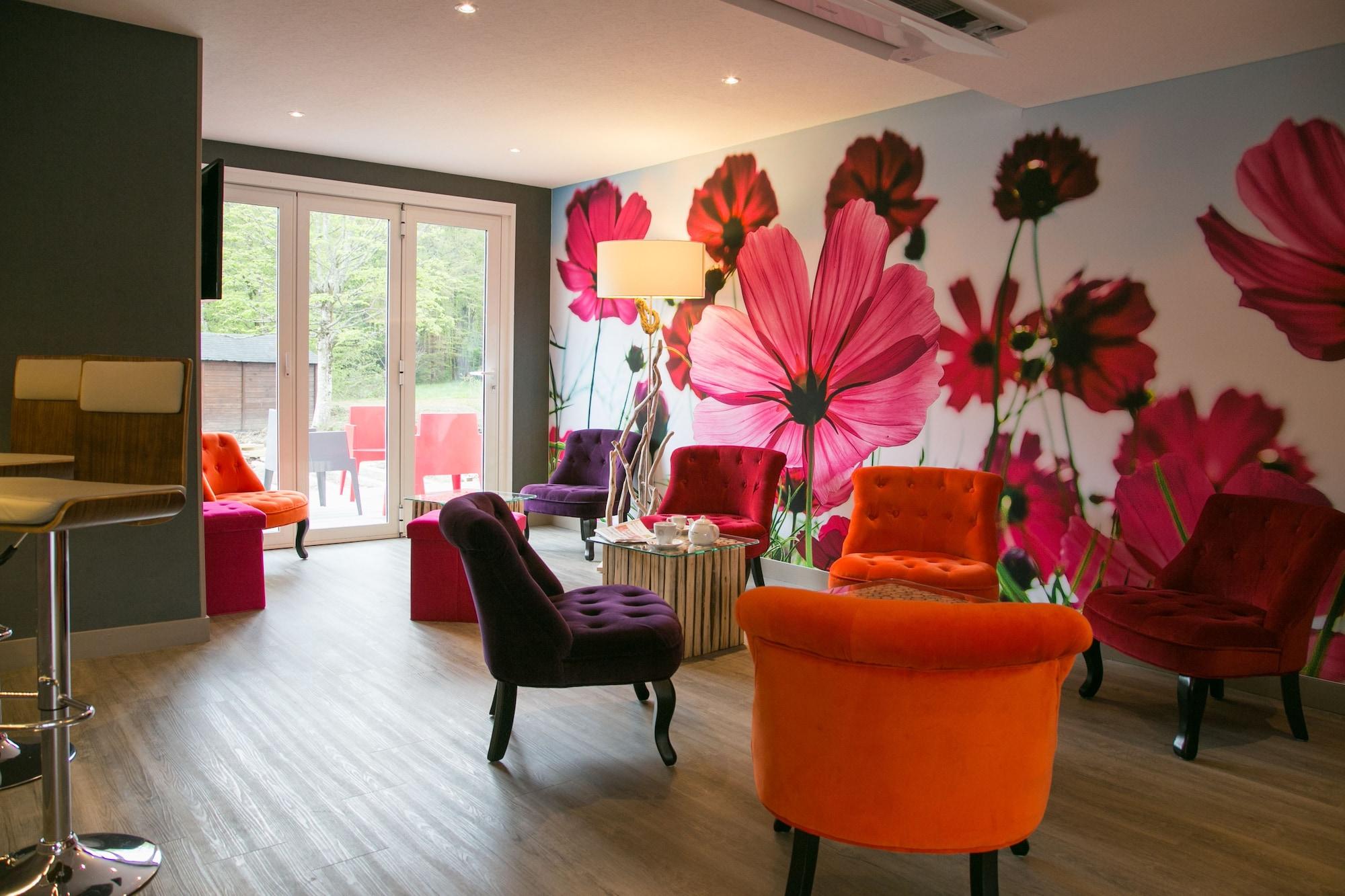 Bar/Salón Sure Hotel by Best Western Tours Sud