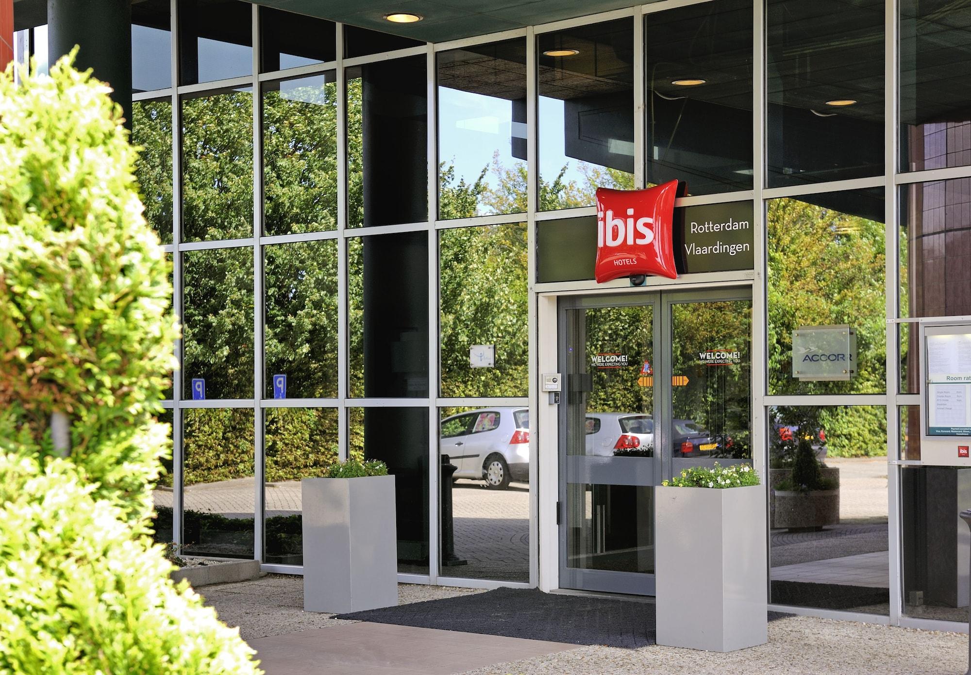 Vista Exterior ibis Rotterdam Vlaardingen