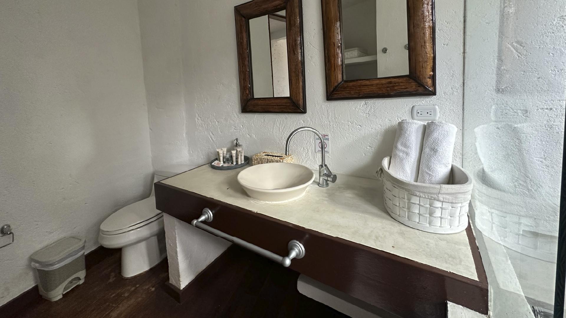 Baño Hotel Acantilado De La Tierra by On Vacation