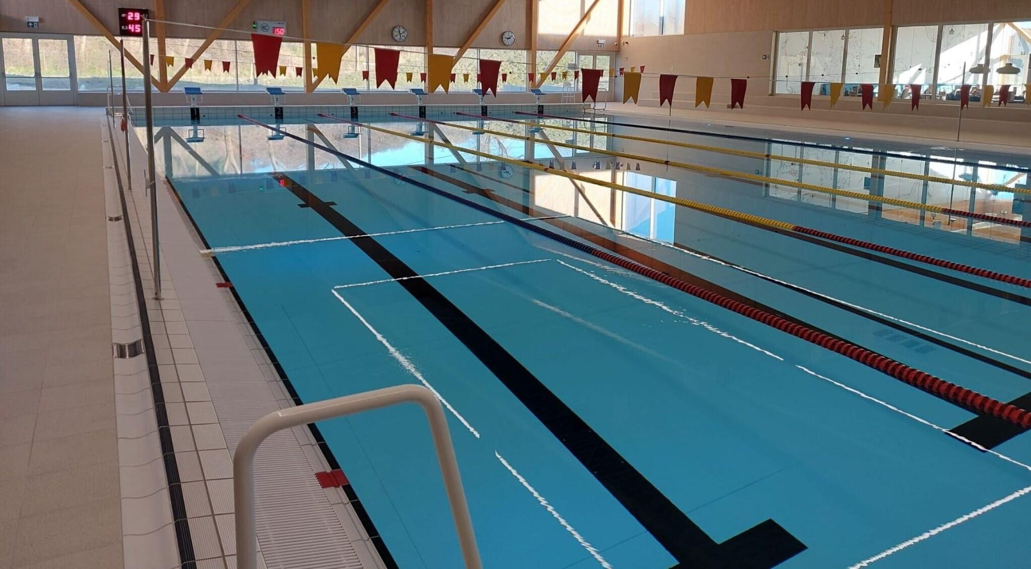 Vista Piscina Hotel Acropolis