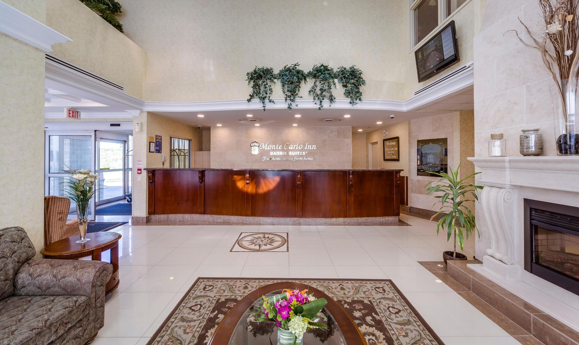 Vista Lobby Monte Carlo Inn Barrie Suites