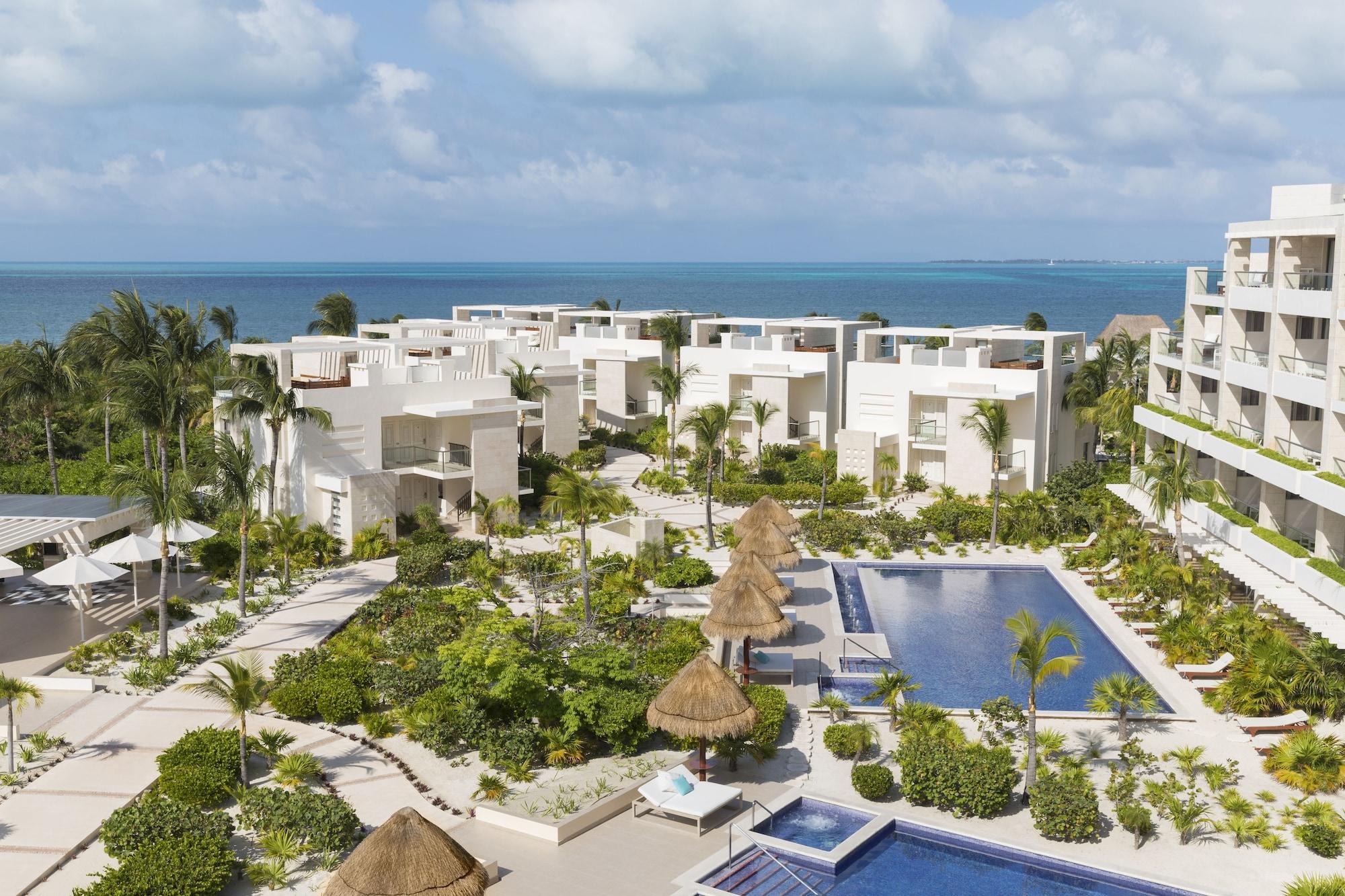 Vista Exterior Beloved Playa Mujeres - Couples Only All Inclusive