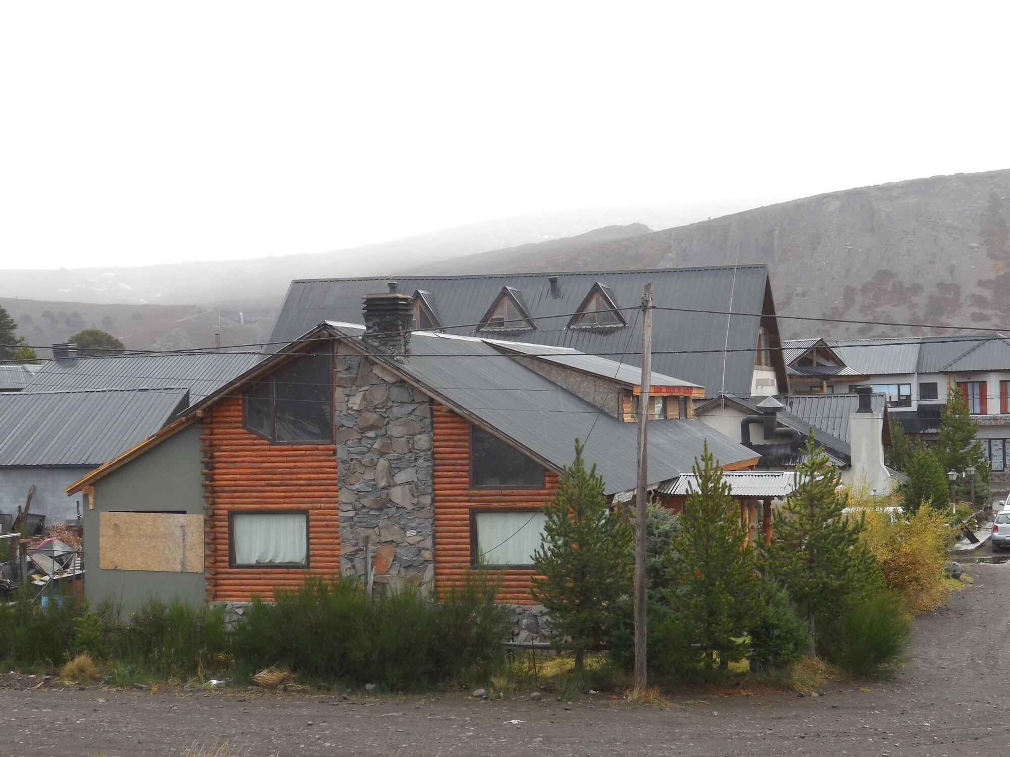 Vista Exterior Hostel de Montaña Duendes del Volcan